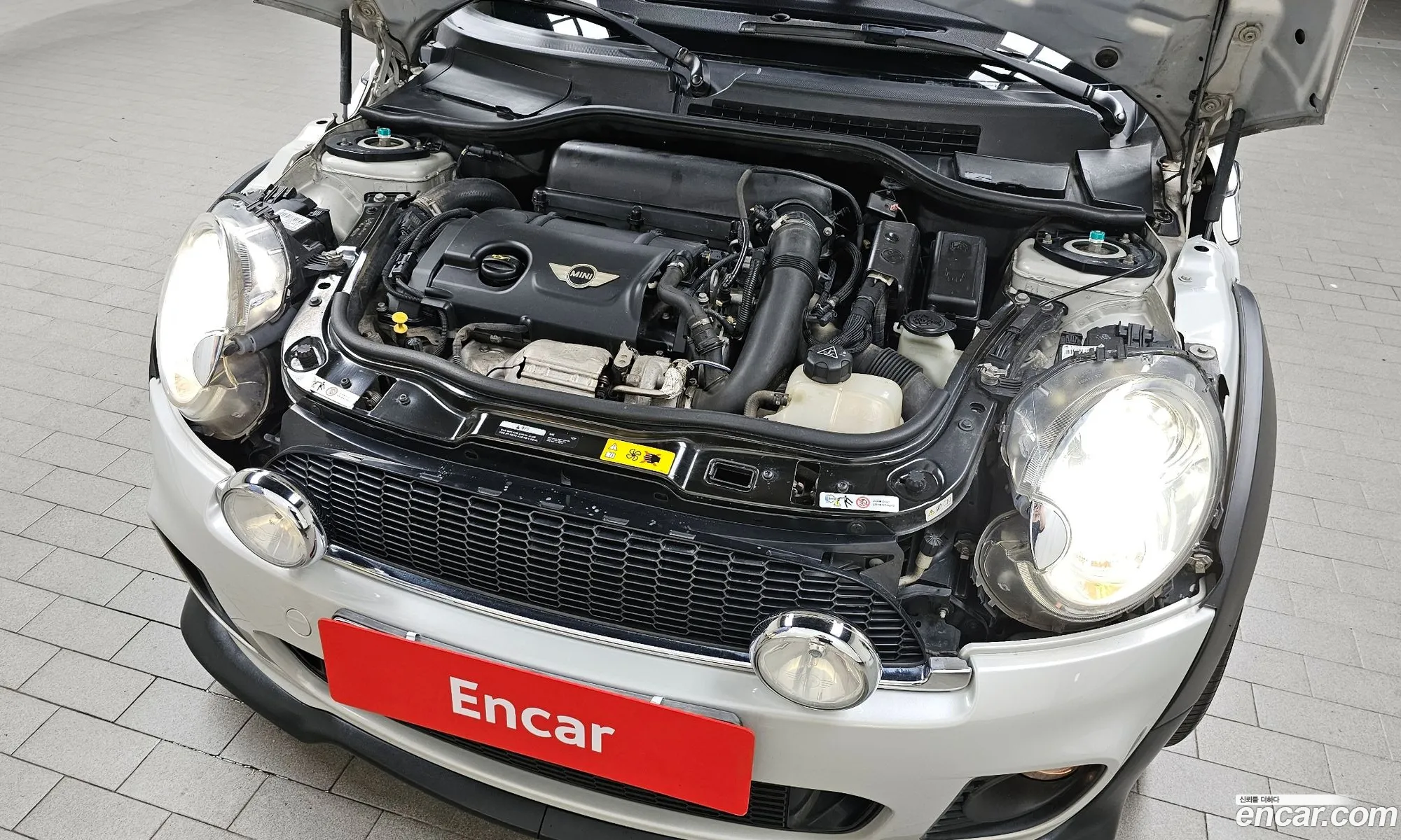 Mini Cooper S Convertible 2013 WMWZP3102DT279939 — 11