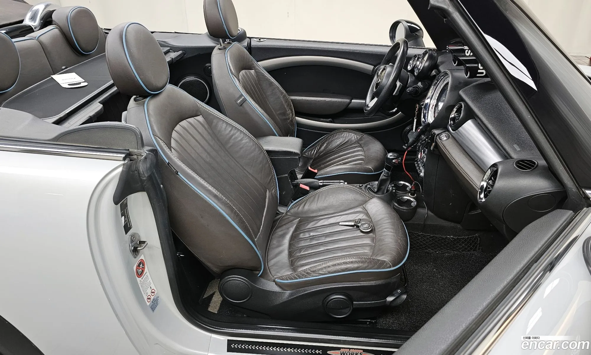 Mini Cooper S Convertible 2013 WMWZP3102DT279939 — 4