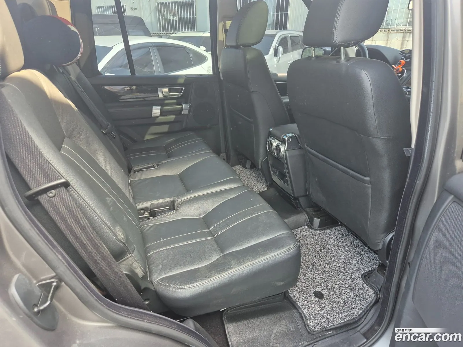 Land Rover Discovery 4 2010 — 3