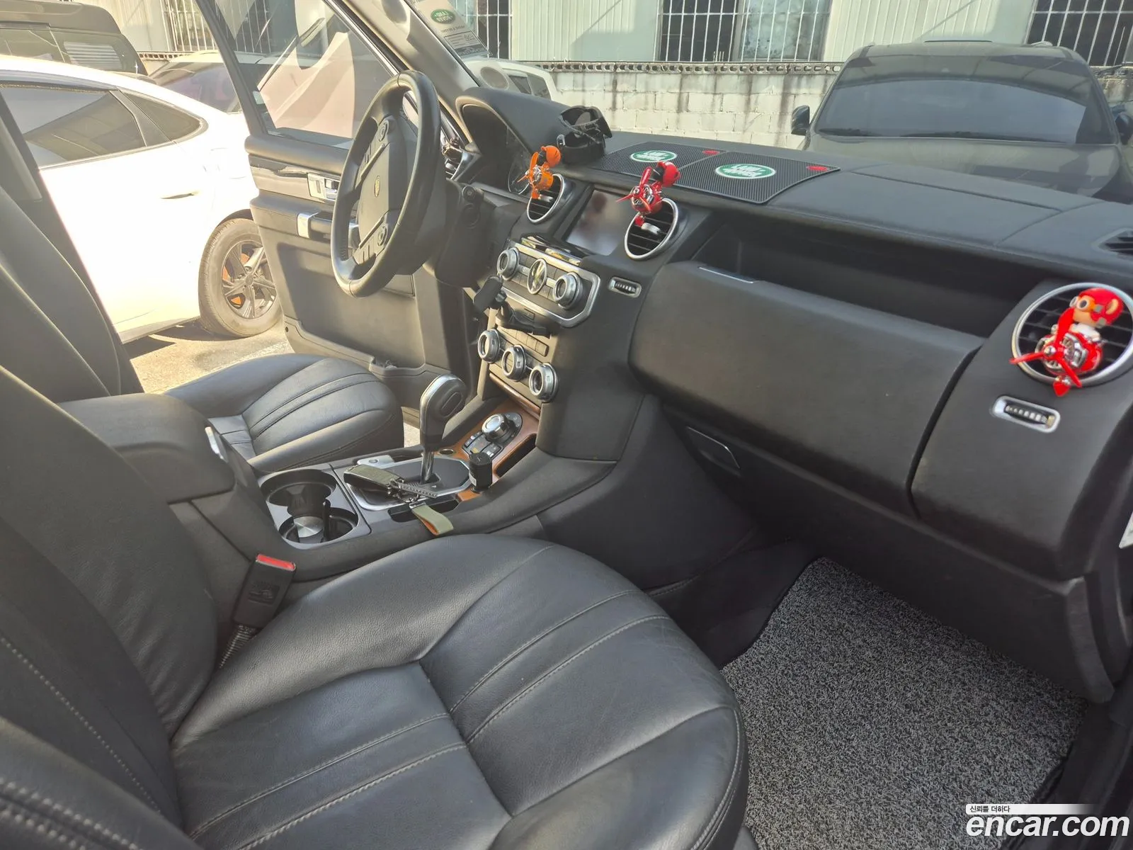 Land Rover Discovery 4 2010 — 11