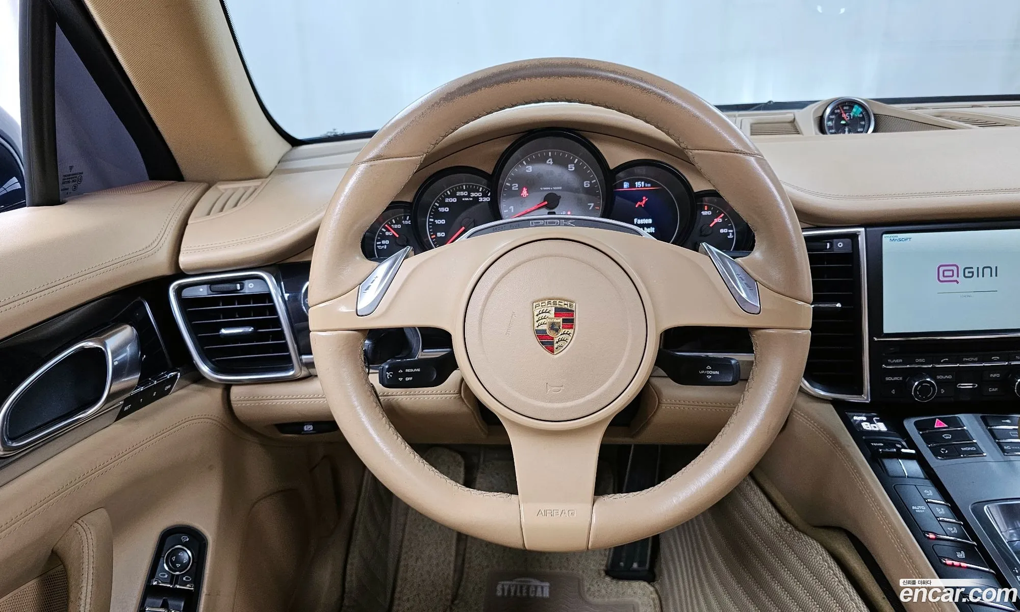 Porsche Panamera 2010 WP0AB2979BL060533 — 3