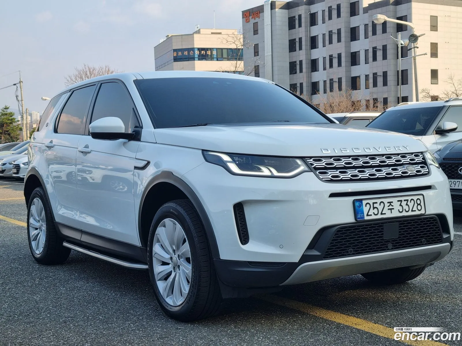 Land Rover Discovery Sport 2020 — 10
