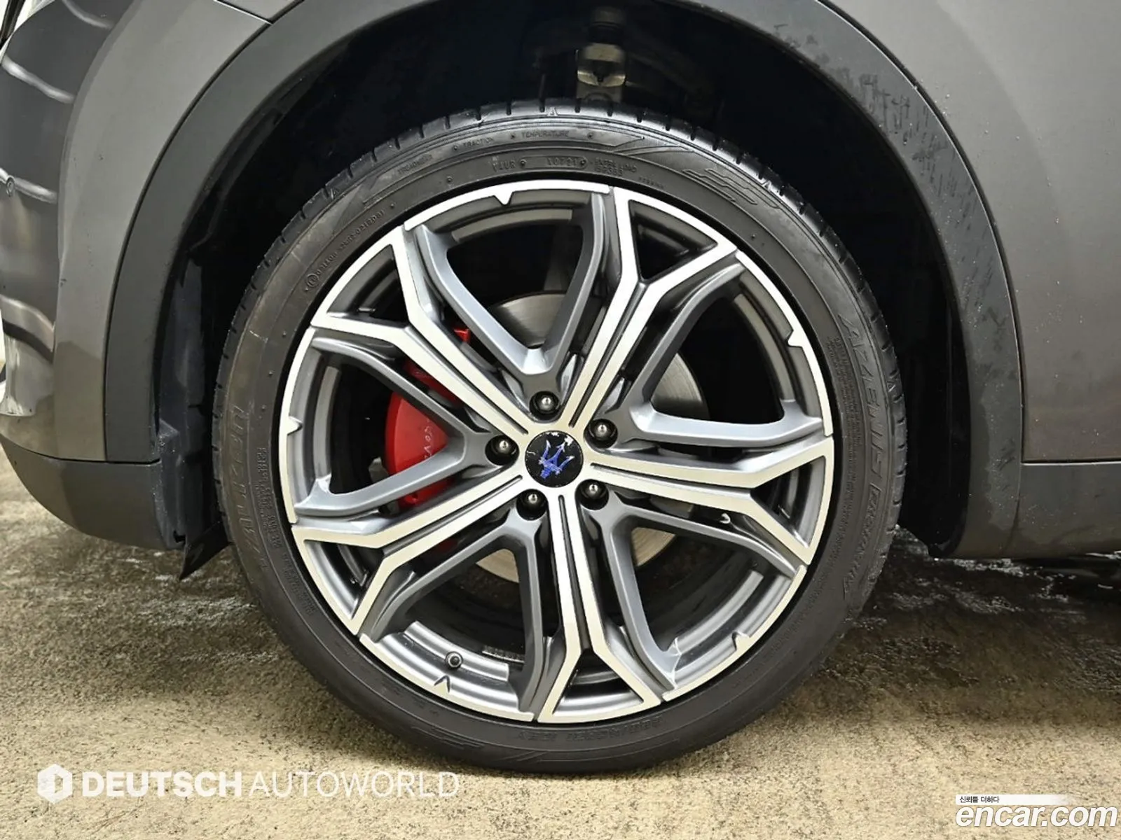Maserati Levante 2017 — 19