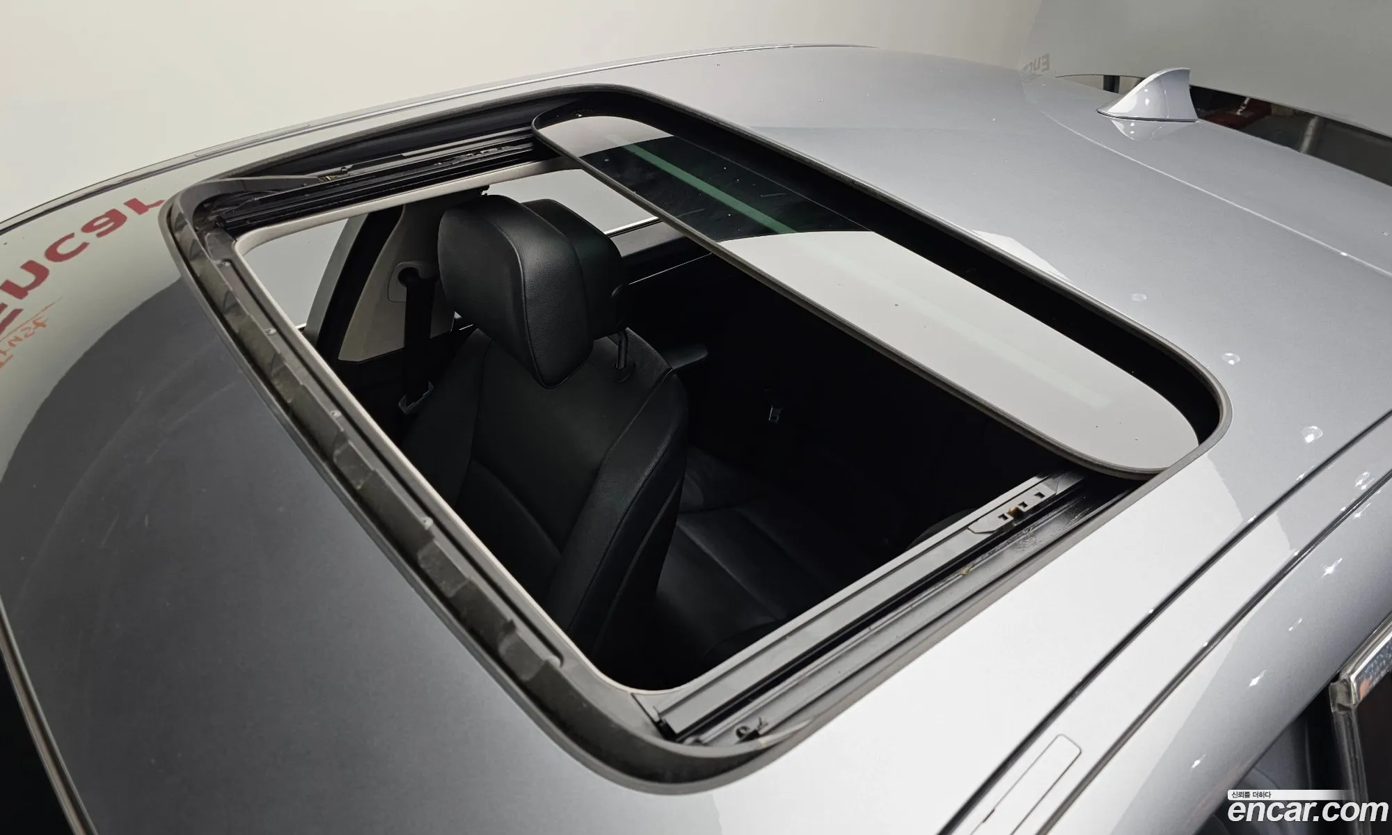BMW 5 Series 2012 — 11