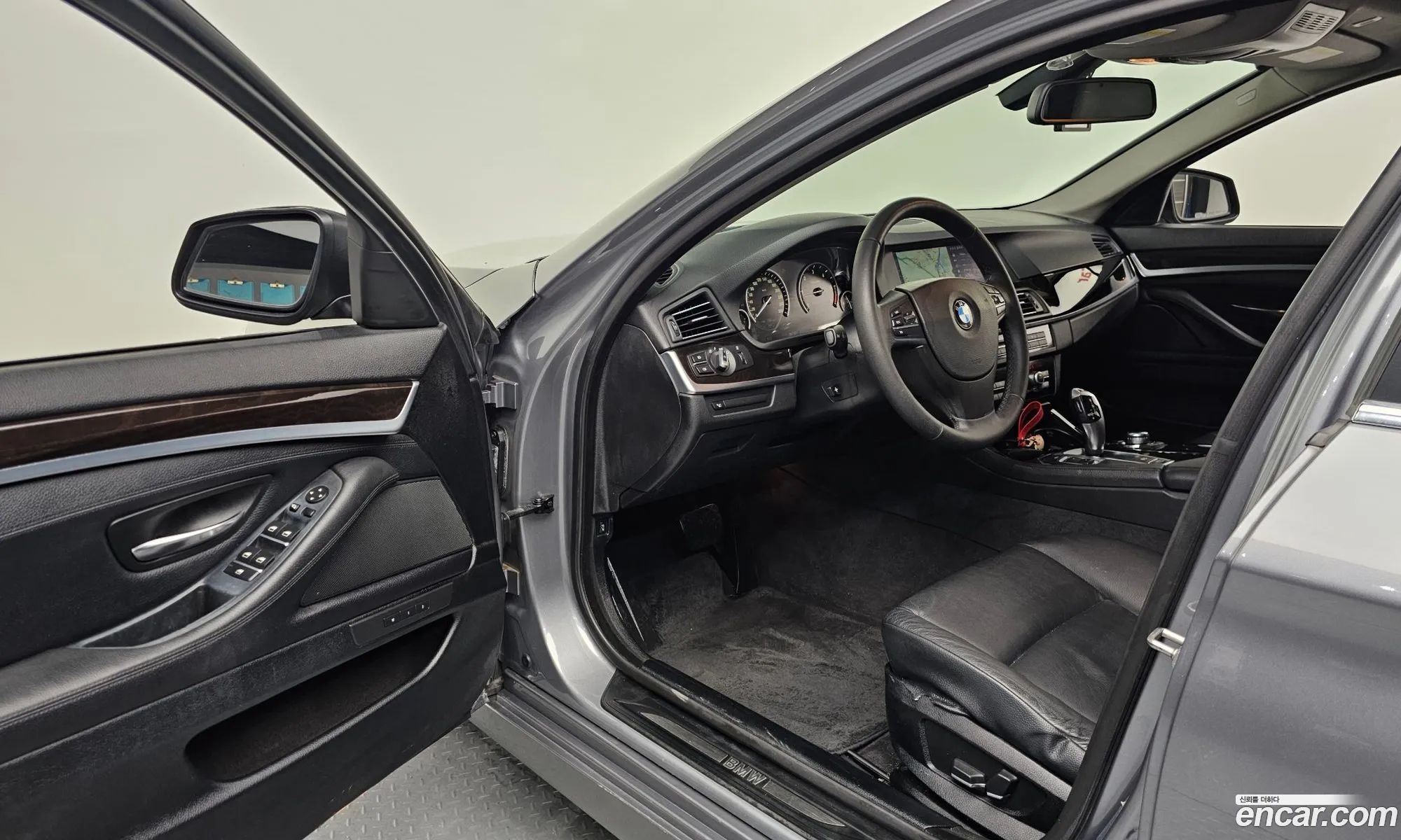 BMW 5 Series 2012 — 6