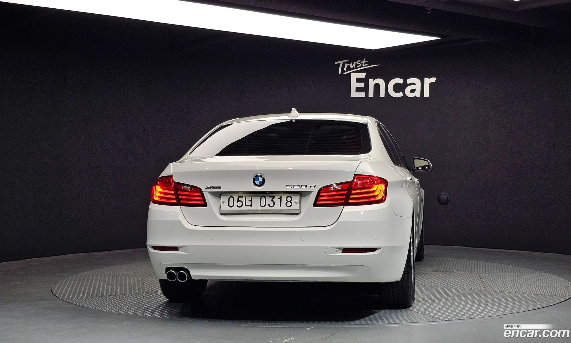 BMW 5 Series 2013 WBA5B9102ED028758 — 9