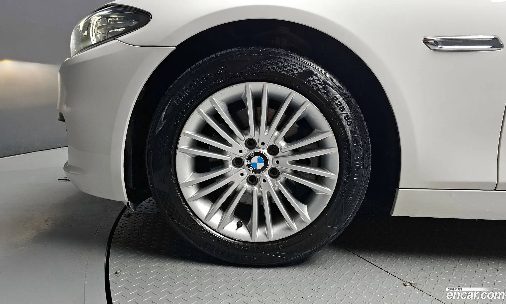 BMW 5 Series 2013 WBA5B9102ED028758 — 11