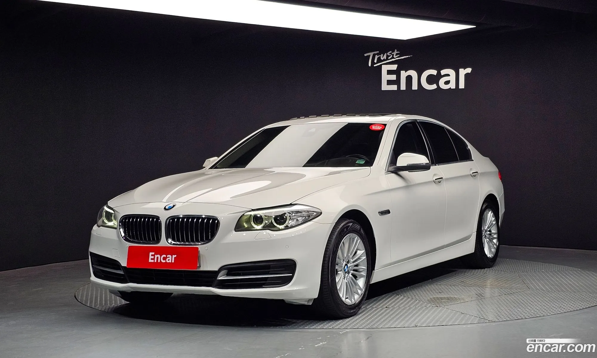 BMW 5 Series 2013 WBA5B9102ED028758 — 5