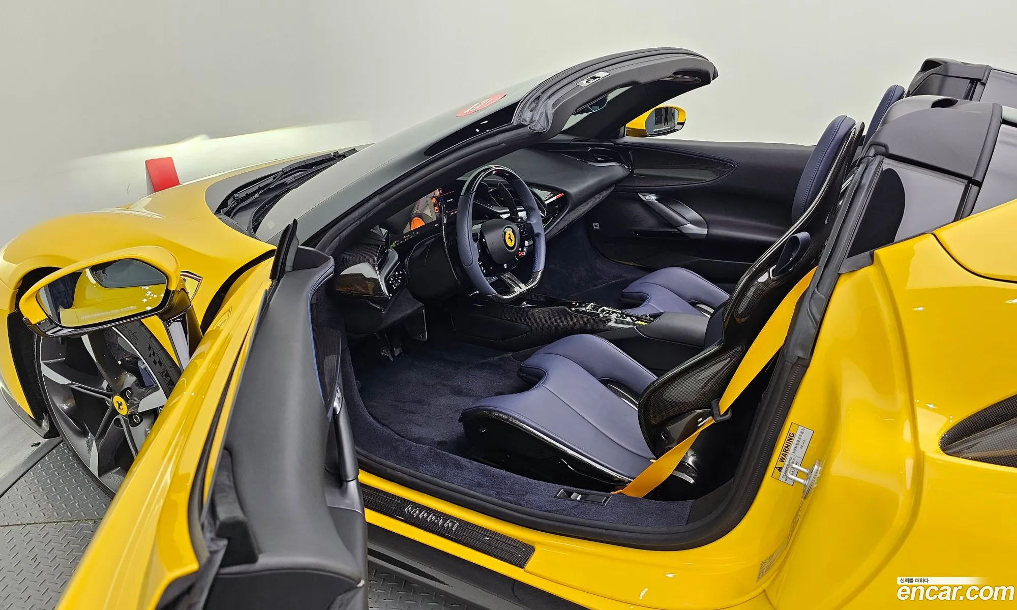 Ferrari SF90 Spider