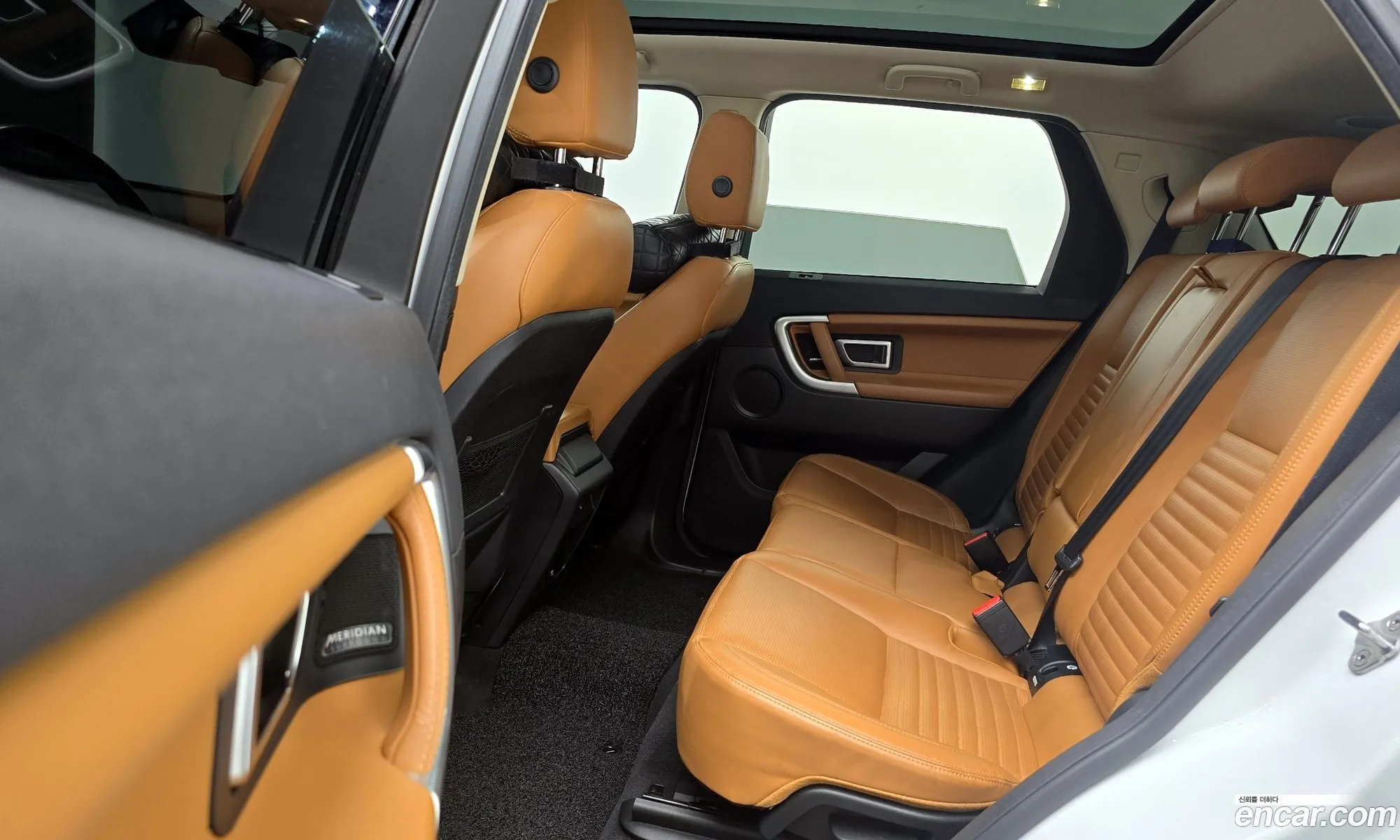Land Rover Discovery Sport 2018 — 3