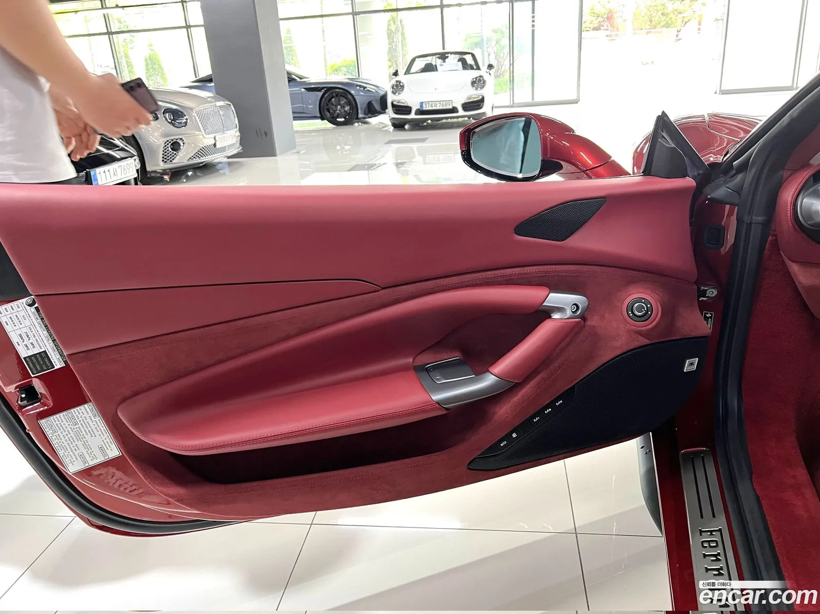 Ferrari F8 Spider 2021 — 19