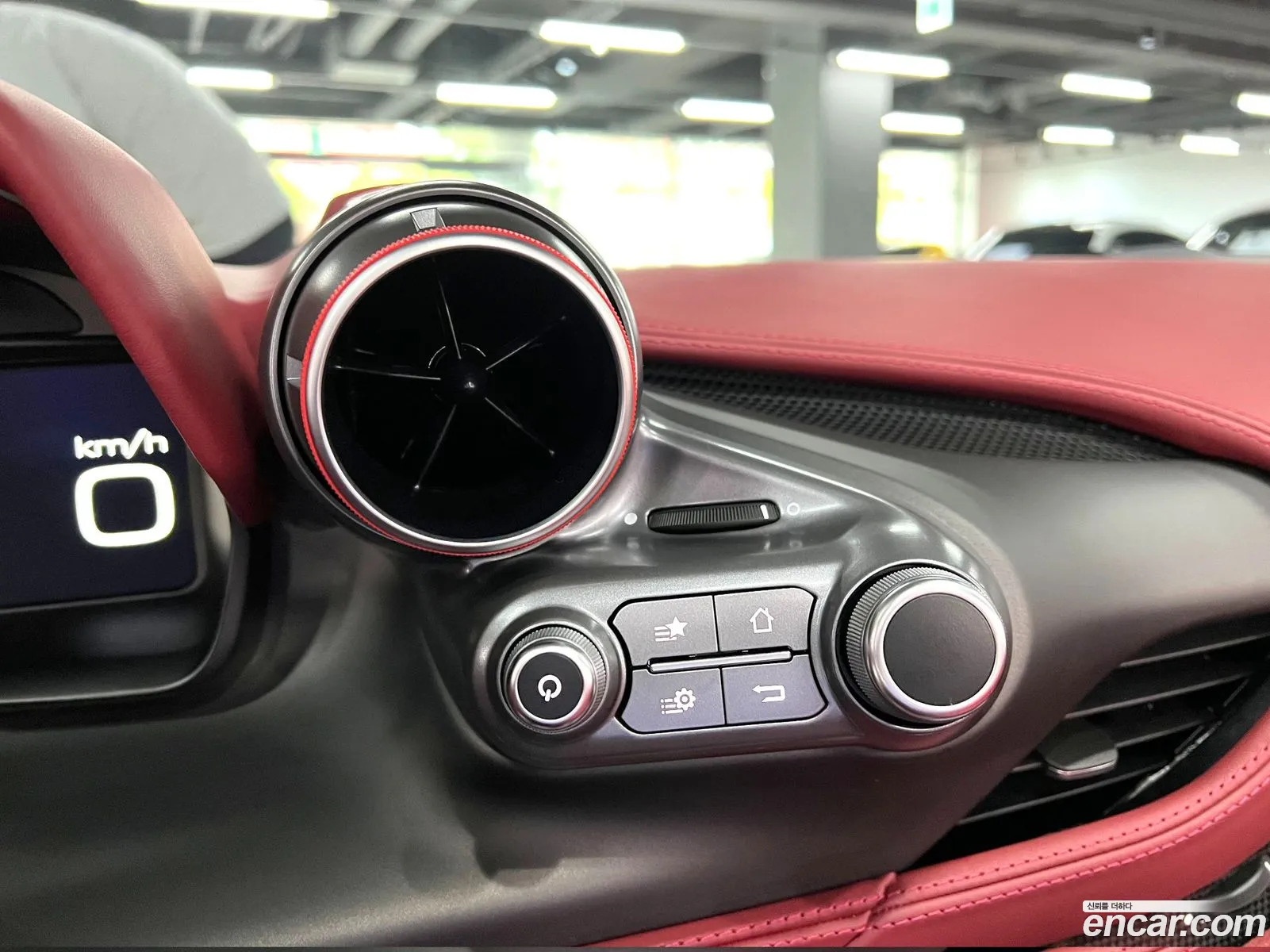 Ferrari F8 Spider 2021 — 8