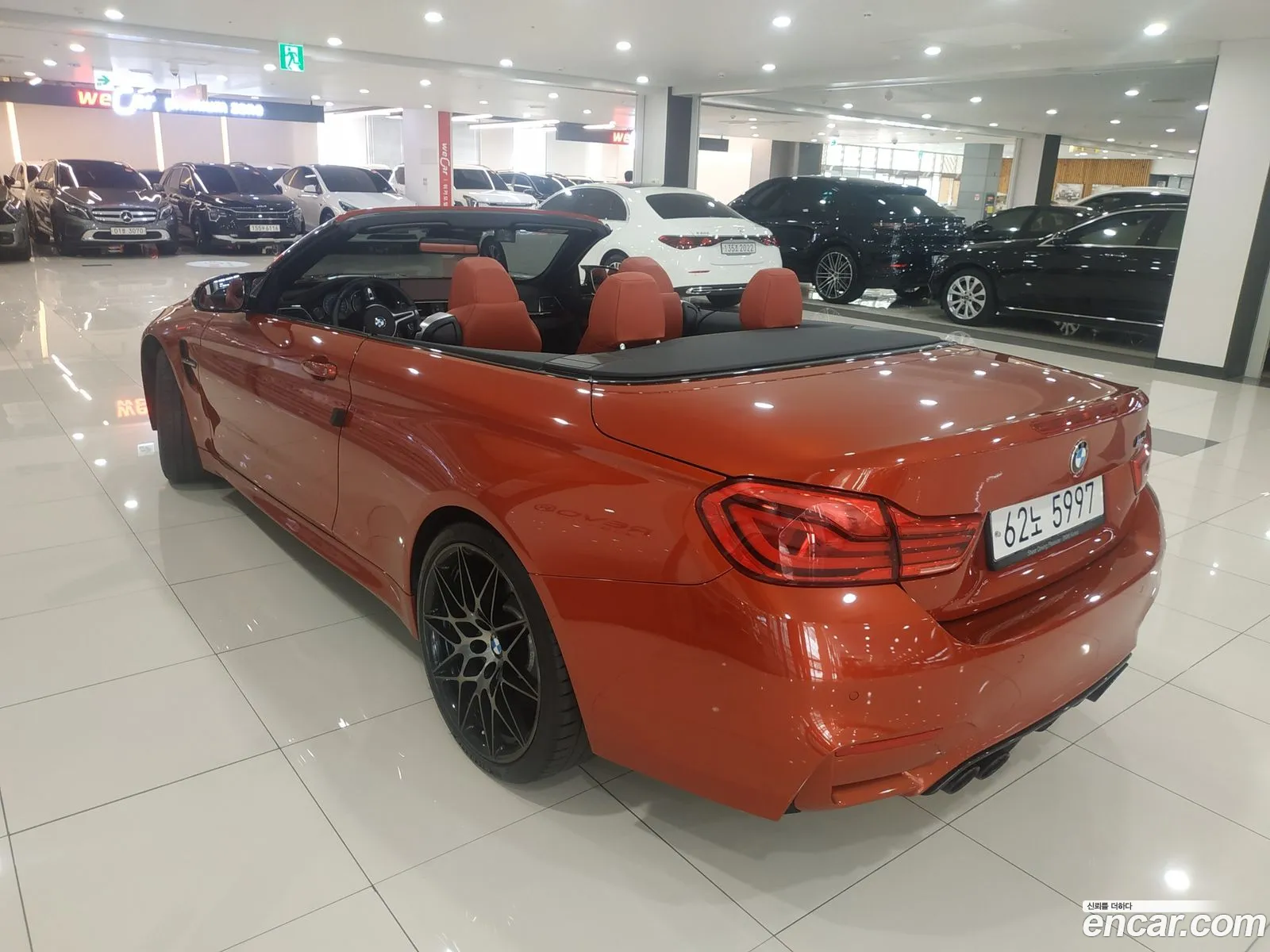 BMW M4 2017 — 11