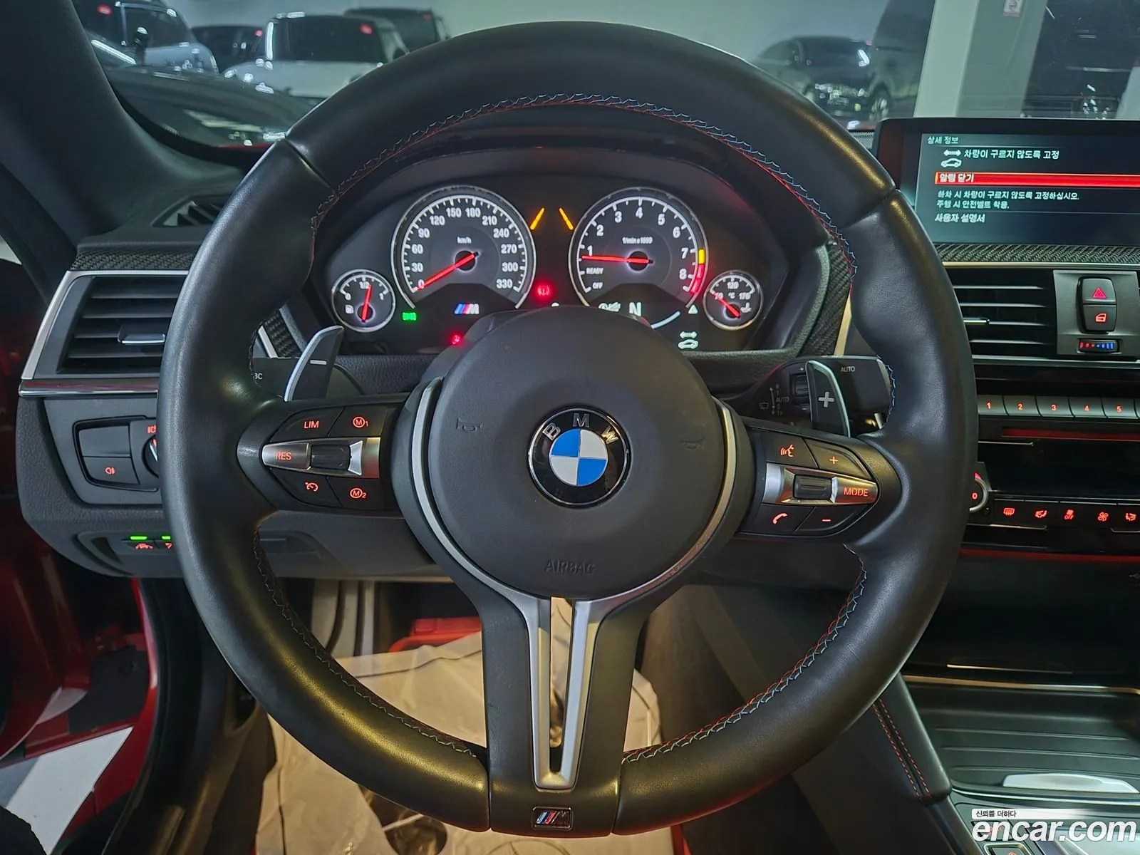 BMW M4 2017 — 8