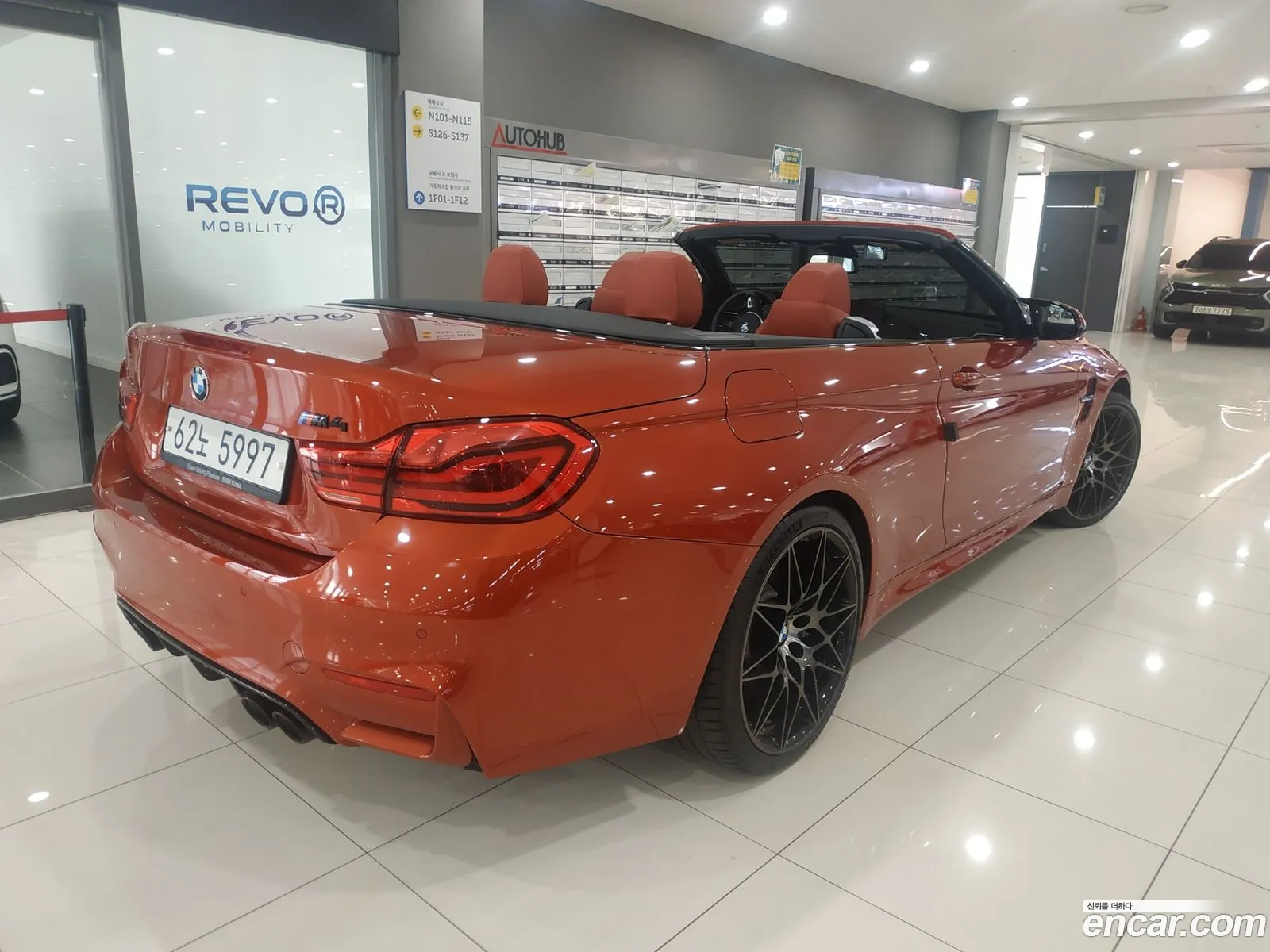 BMW M4 2017 — 18