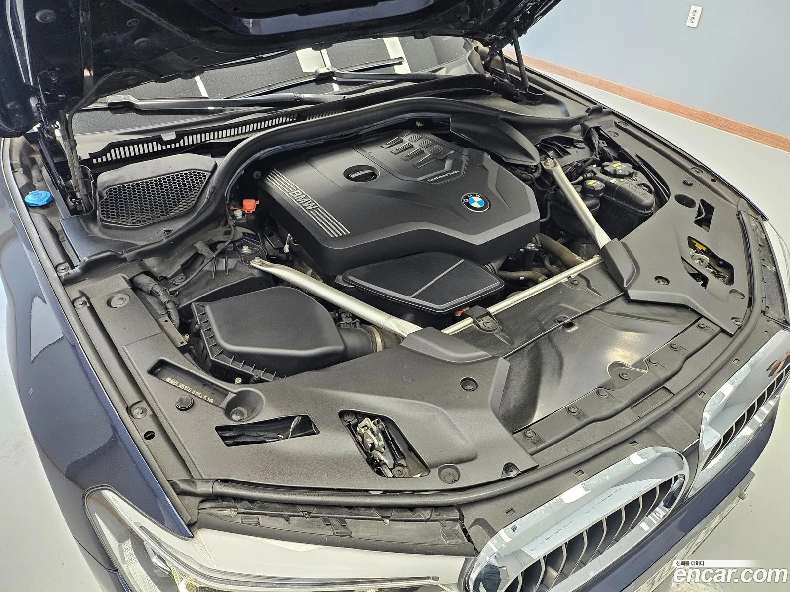 BMW 5 Series 2020 — 17