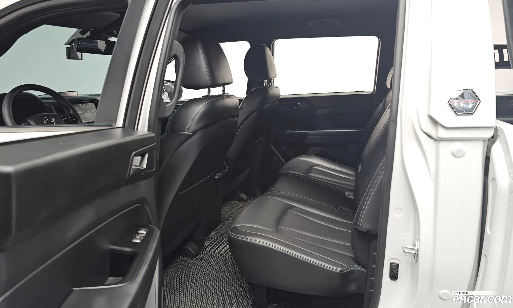 KG Mobility (SsangYong) Rexton Sports Khan 2022 — 4