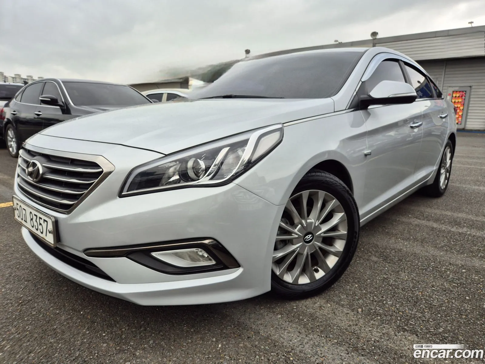 Hyundai LF Sonata 2014 — 11