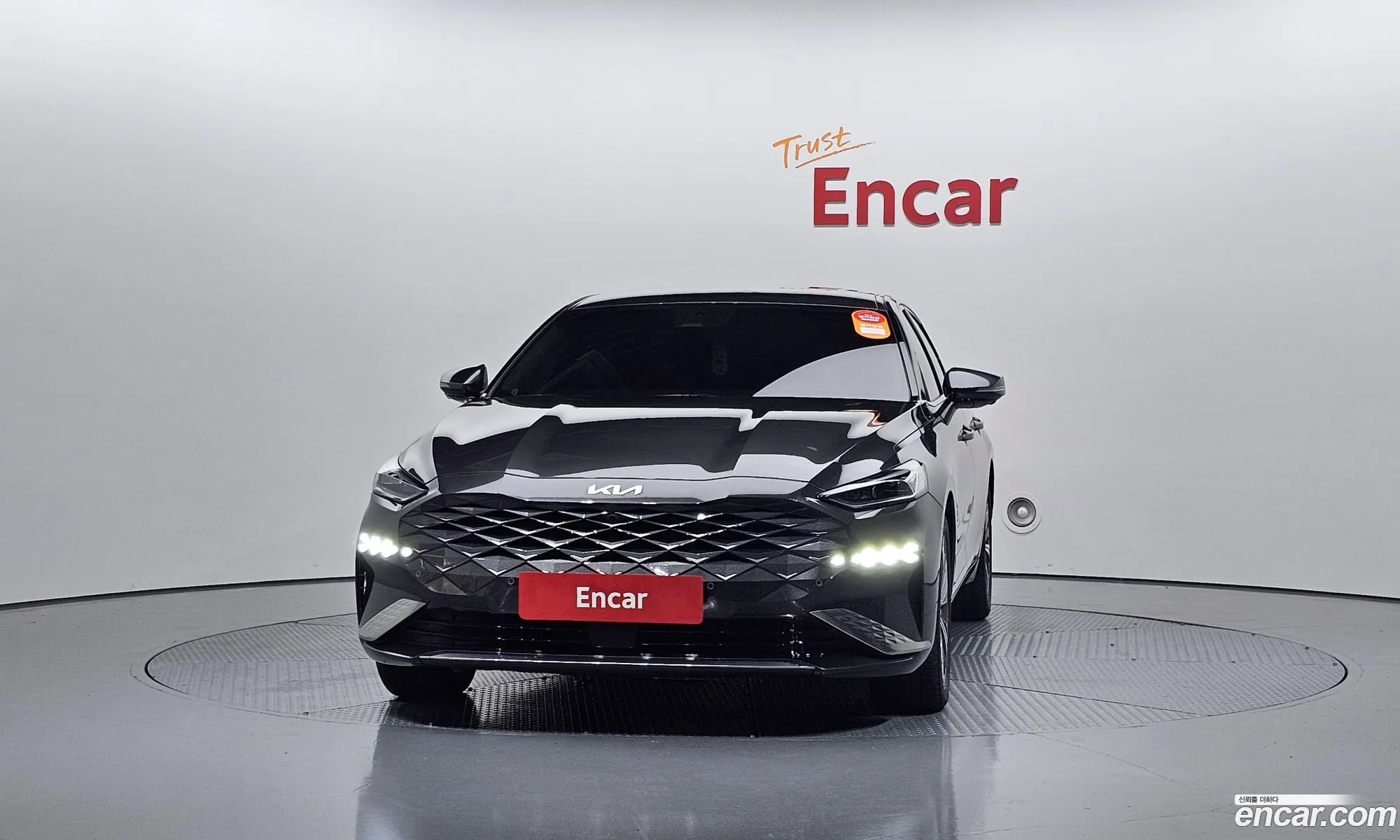 Kia K8 Hybrid 2024 — 10