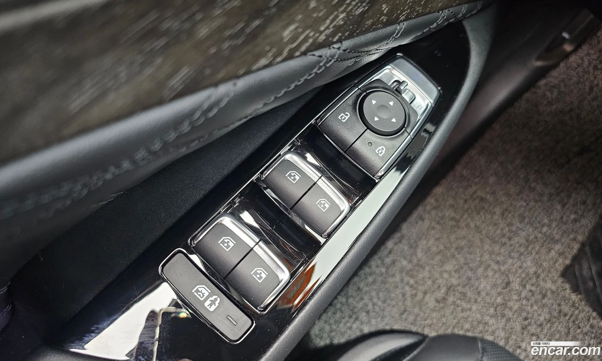 Kia K8 Hybrid 2024 — 17