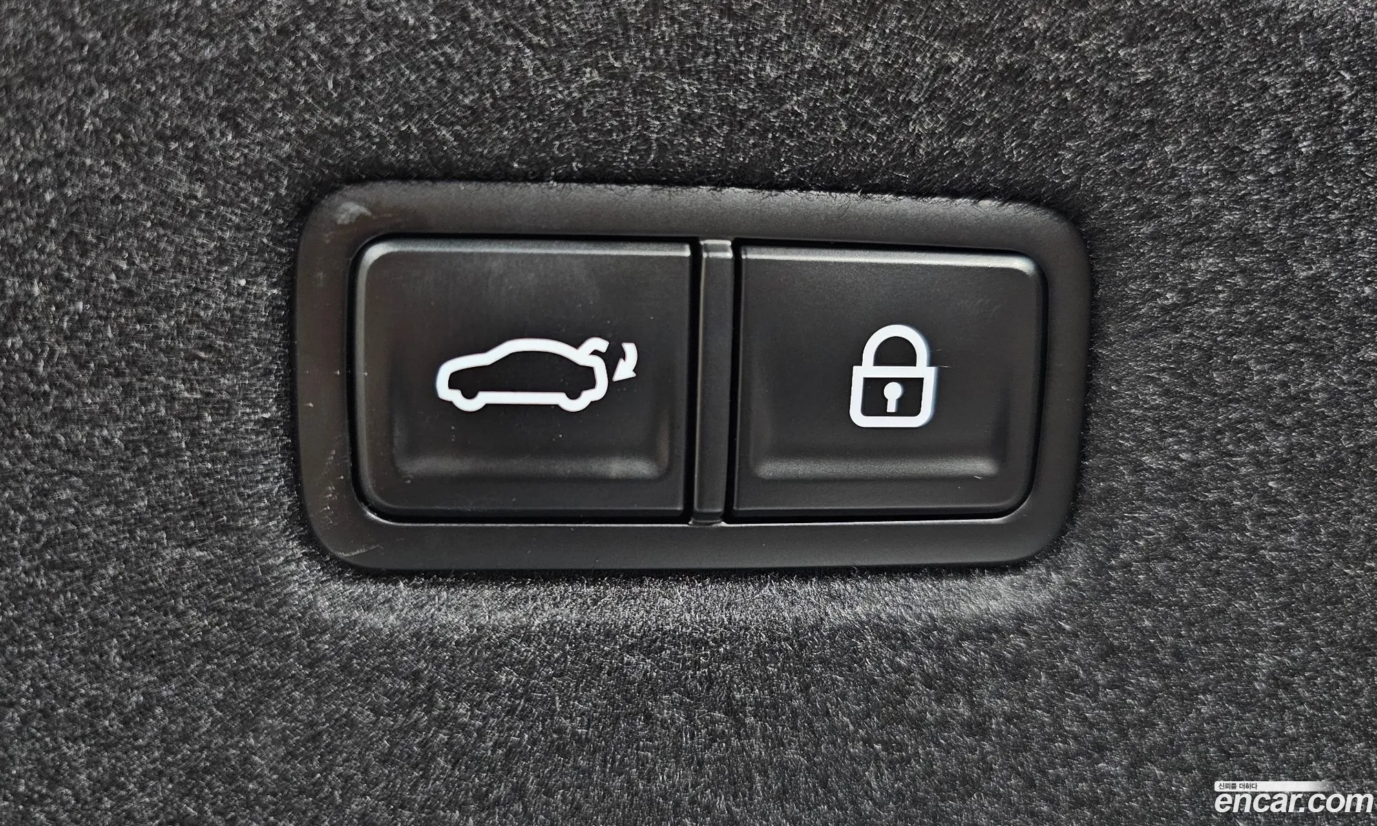 Kia K8 Hybrid 2024 — 18