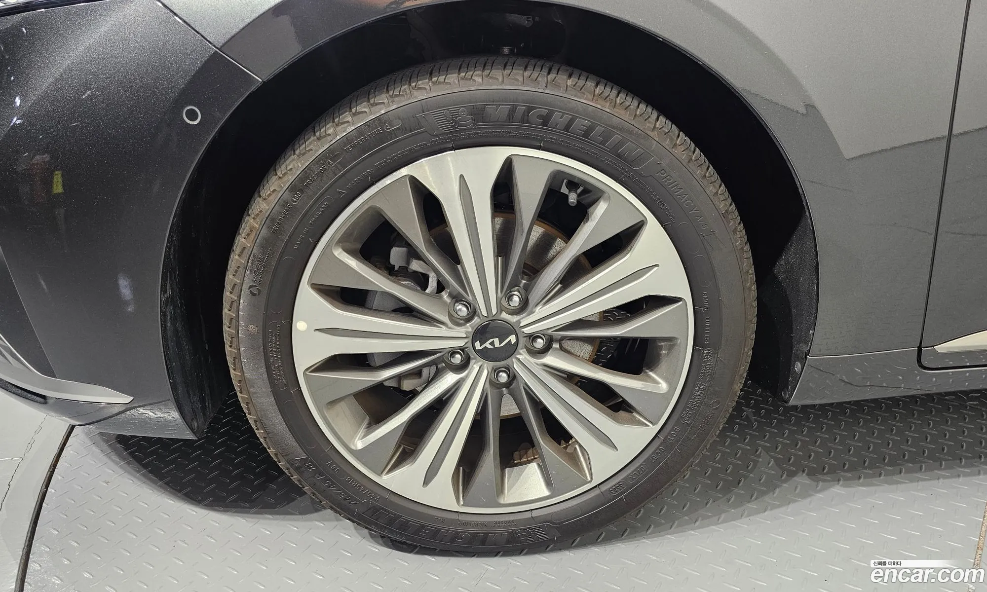 Kia K8 Hybrid 2024 — 13