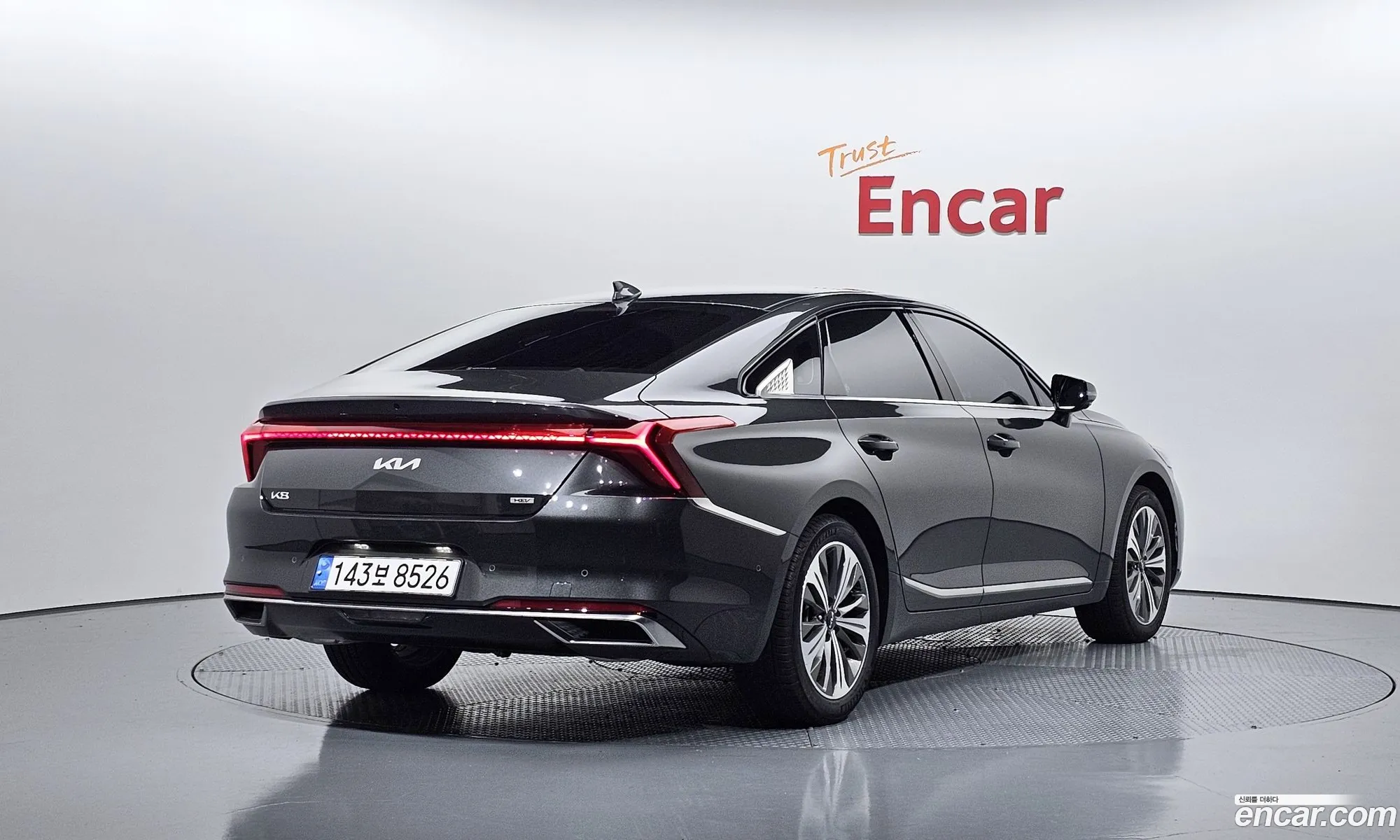 Kia K8 Hybrid 2024 — 14