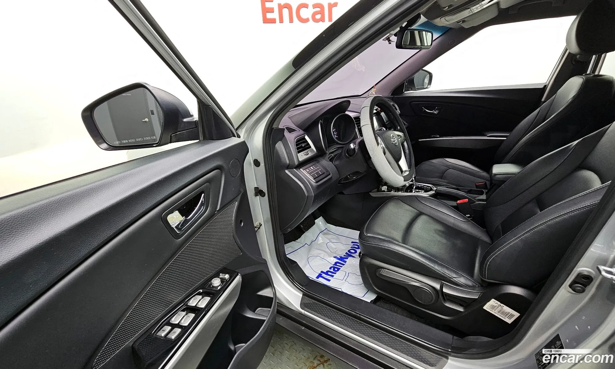 KG Mobility (SsangYong) Tivoli 2015 — 2