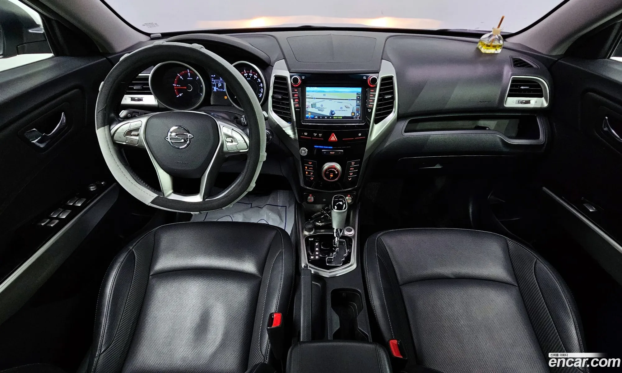 KG Mobility (SsangYong) Tivoli 2015 — 13