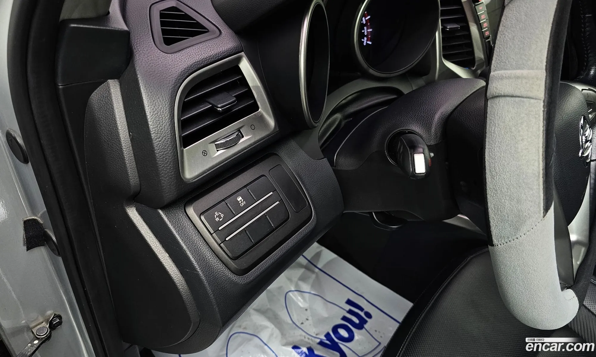 KG Mobility (SsangYong) Tivoli 2015 — 7