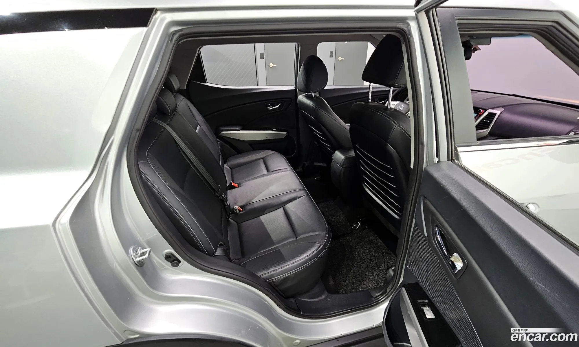 KG Mobility (SsangYong) Tivoli 2015 — 6
