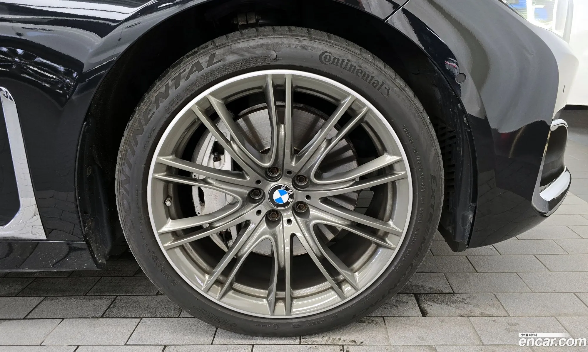 BMW 7 Series 2019 WBA7U2108LGF97889 — 8