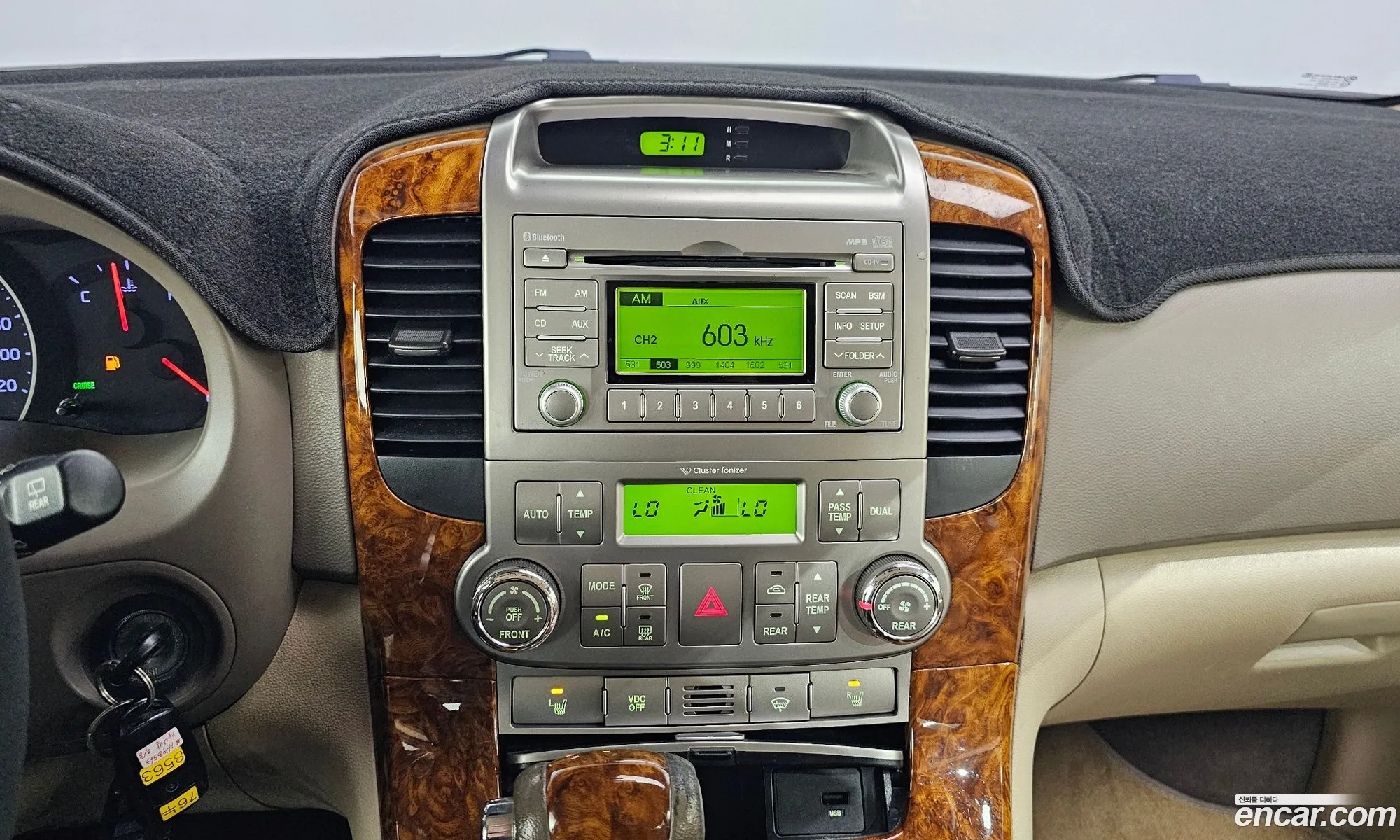 Kia Carnival R 2013 — 13