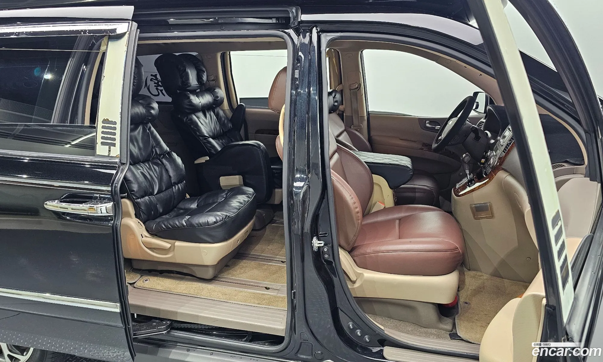 Kia Carnival R 2013 — 6