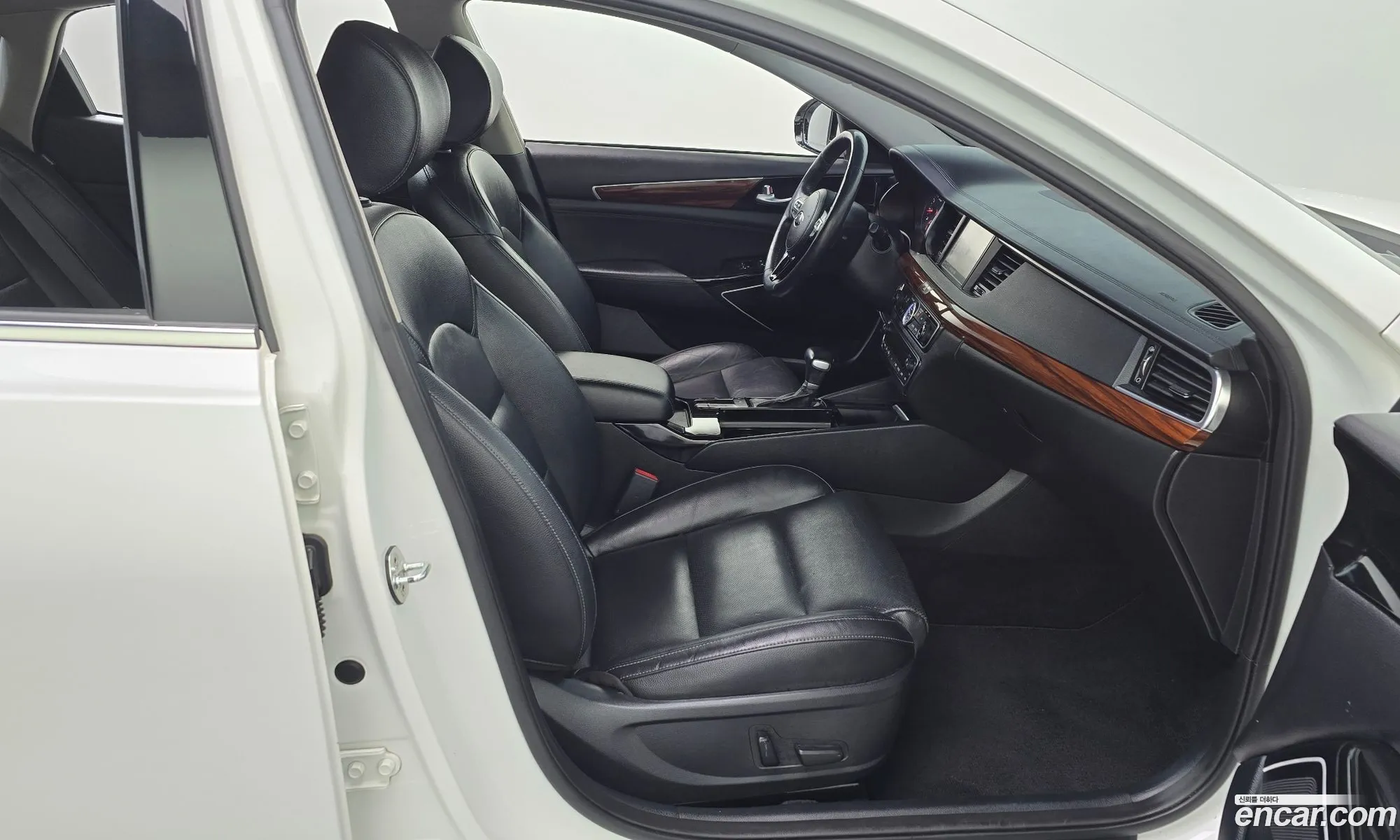 Kia K7 2017 — 12
