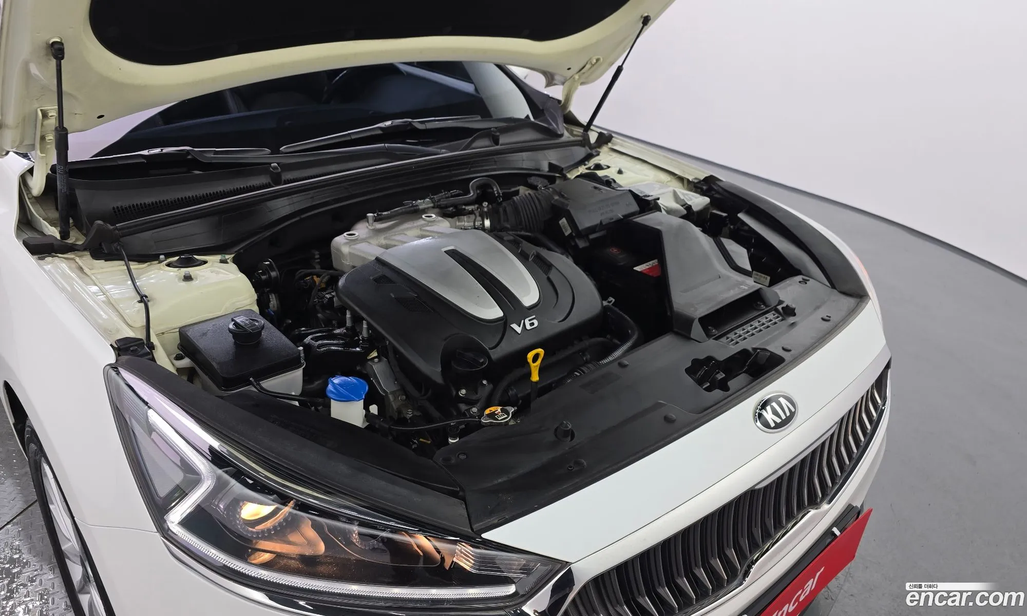 Kia K7 2017 — 14