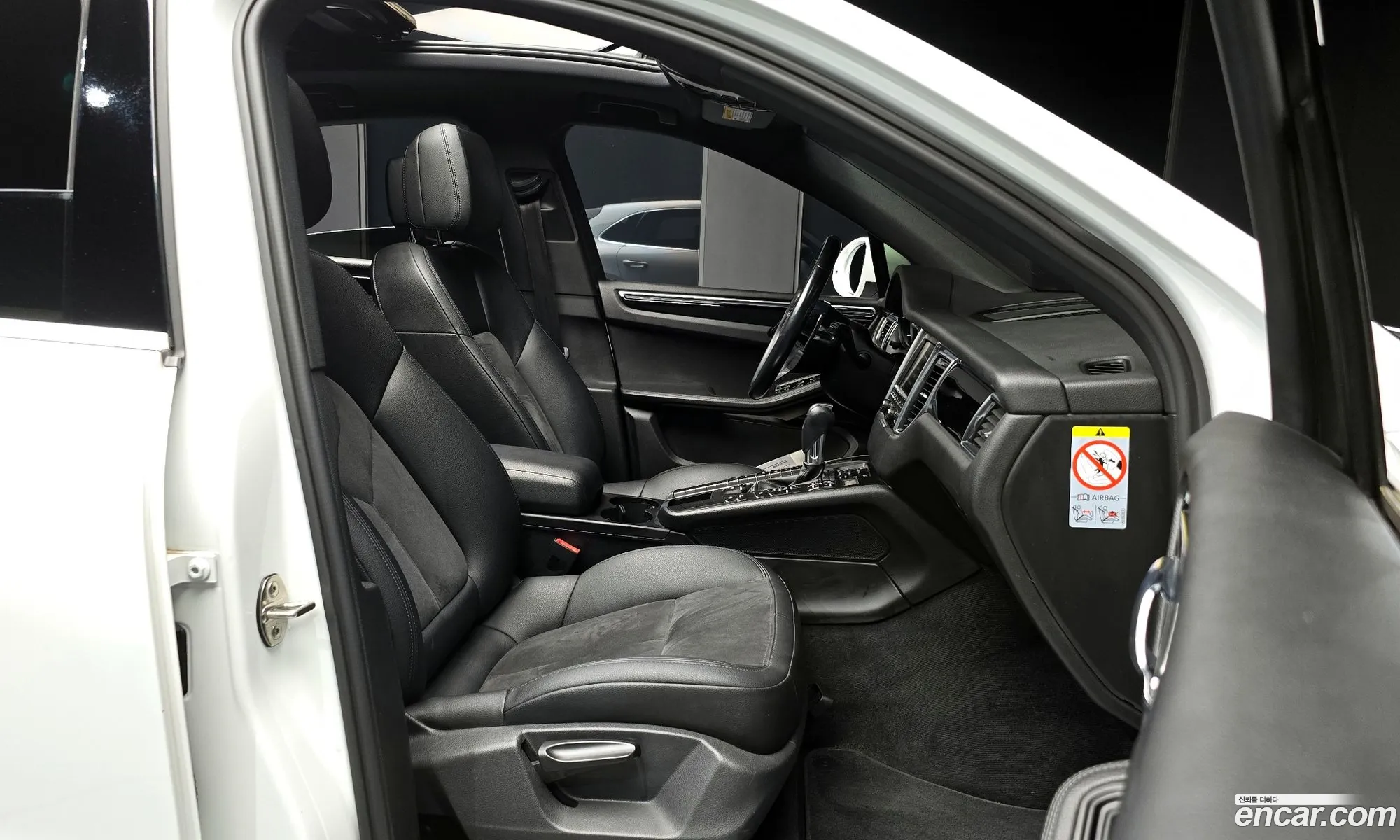 Porsche Macan 2015 WP1AD2958GLB61948 — 19