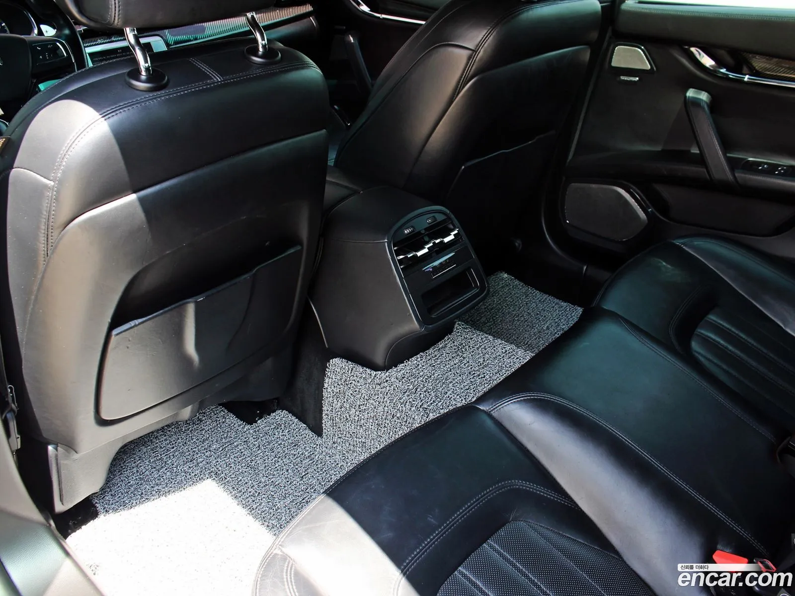 Maserati Quattroporte 2013 — 15