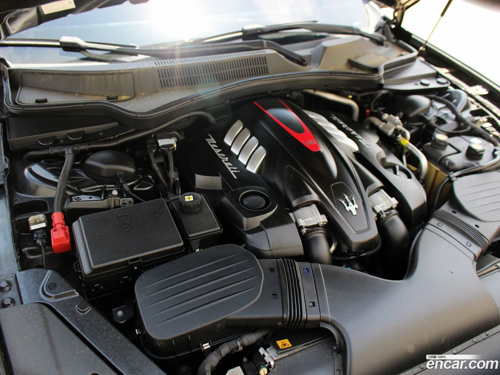 Maserati Quattroporte 2013 — 12