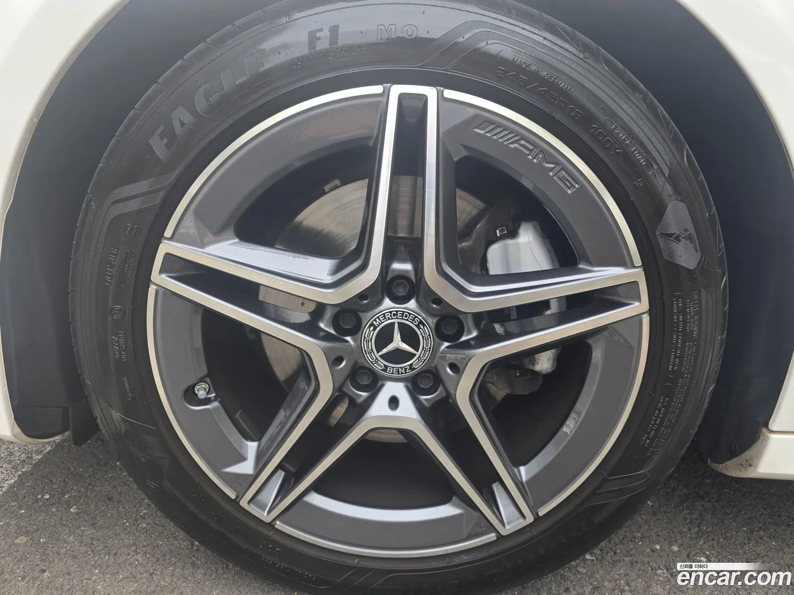 Mercedes-Benz E-Class W213 2023 — 14