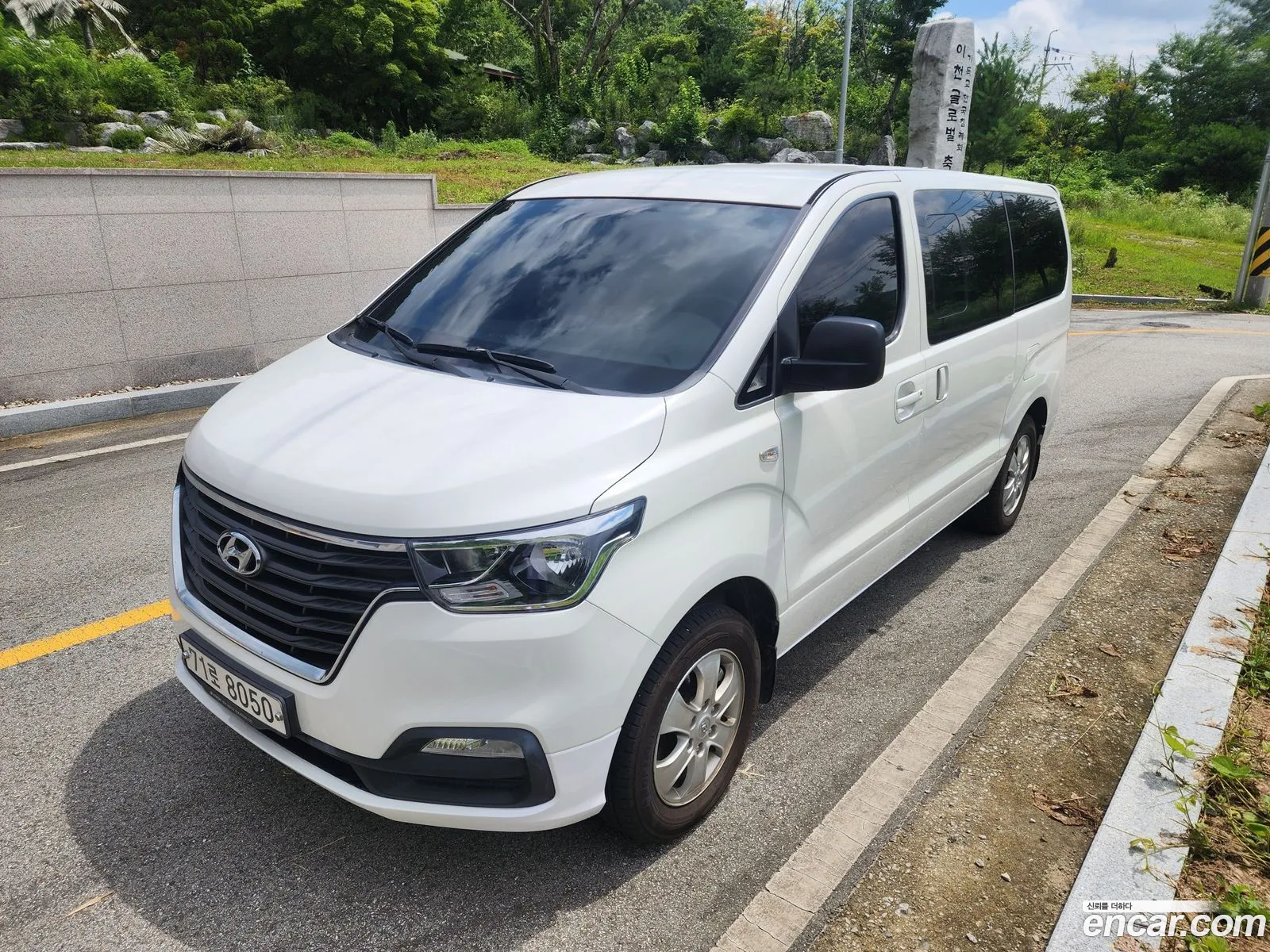 Hyundai Grand Starex 2018 — 16