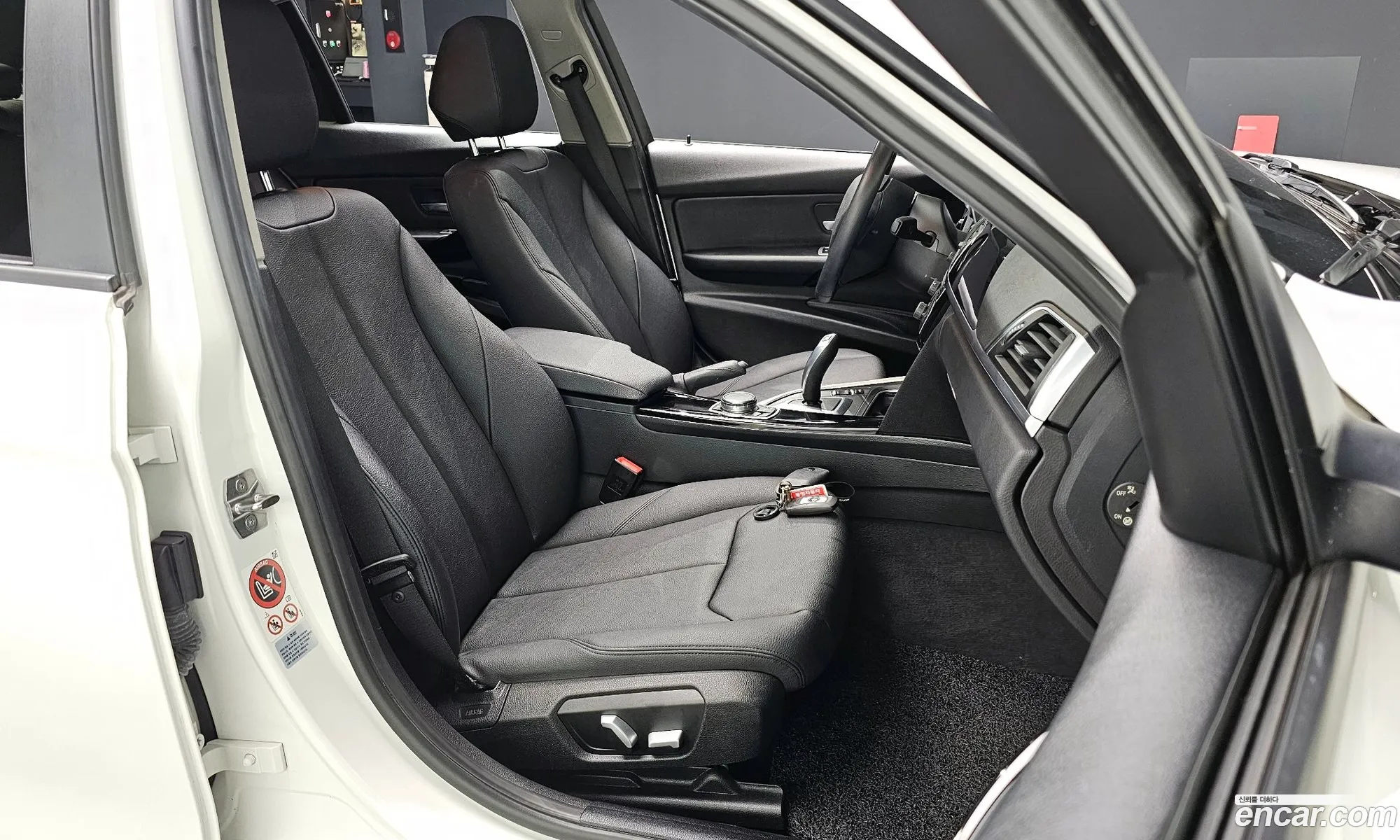 BMW 3 Series 2015 WBA8D1103GK655244 — 3