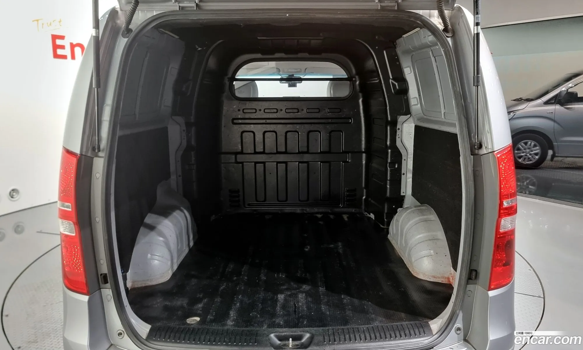 Hyundai Grand Starex 2016 — 9