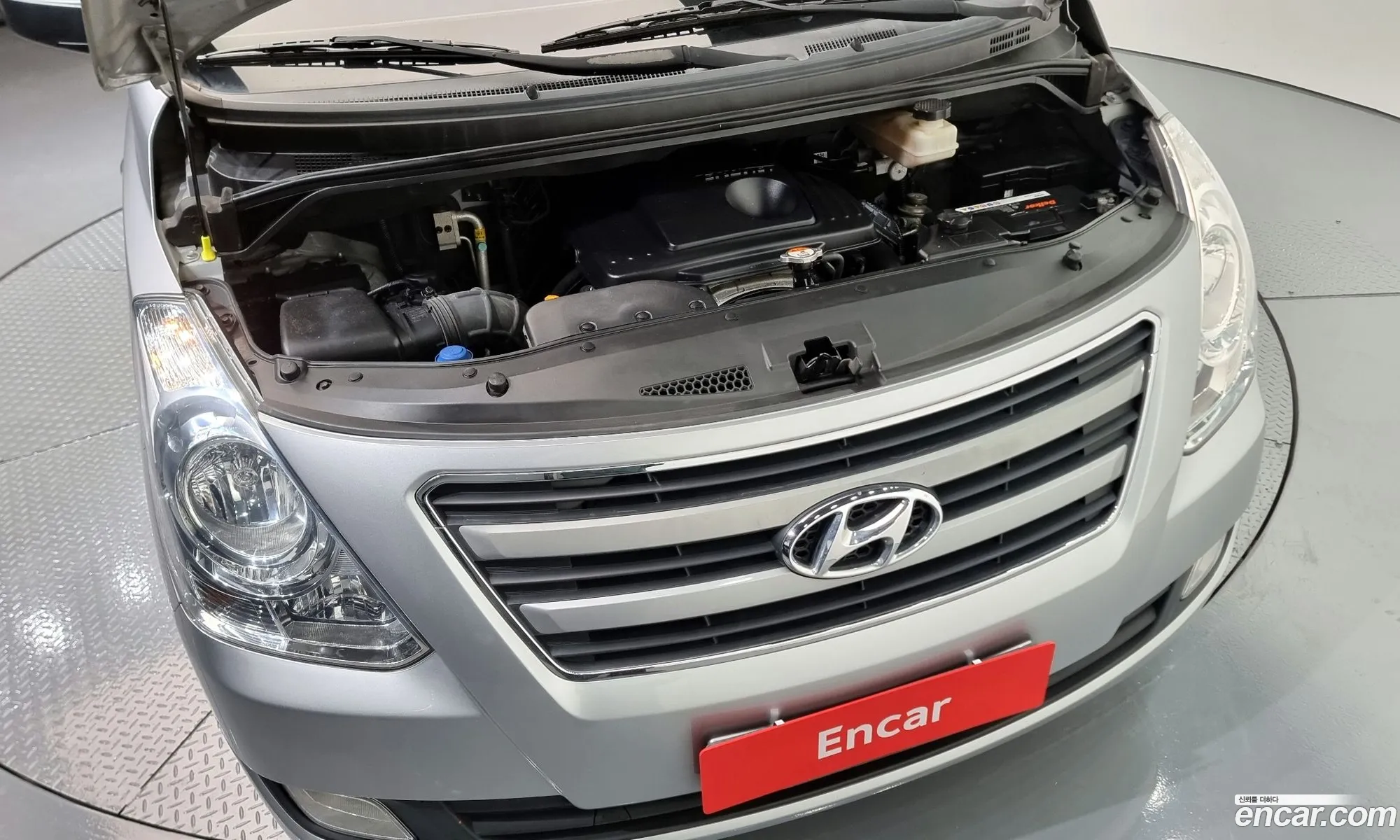 Hyundai Grand Starex 2016 — 12