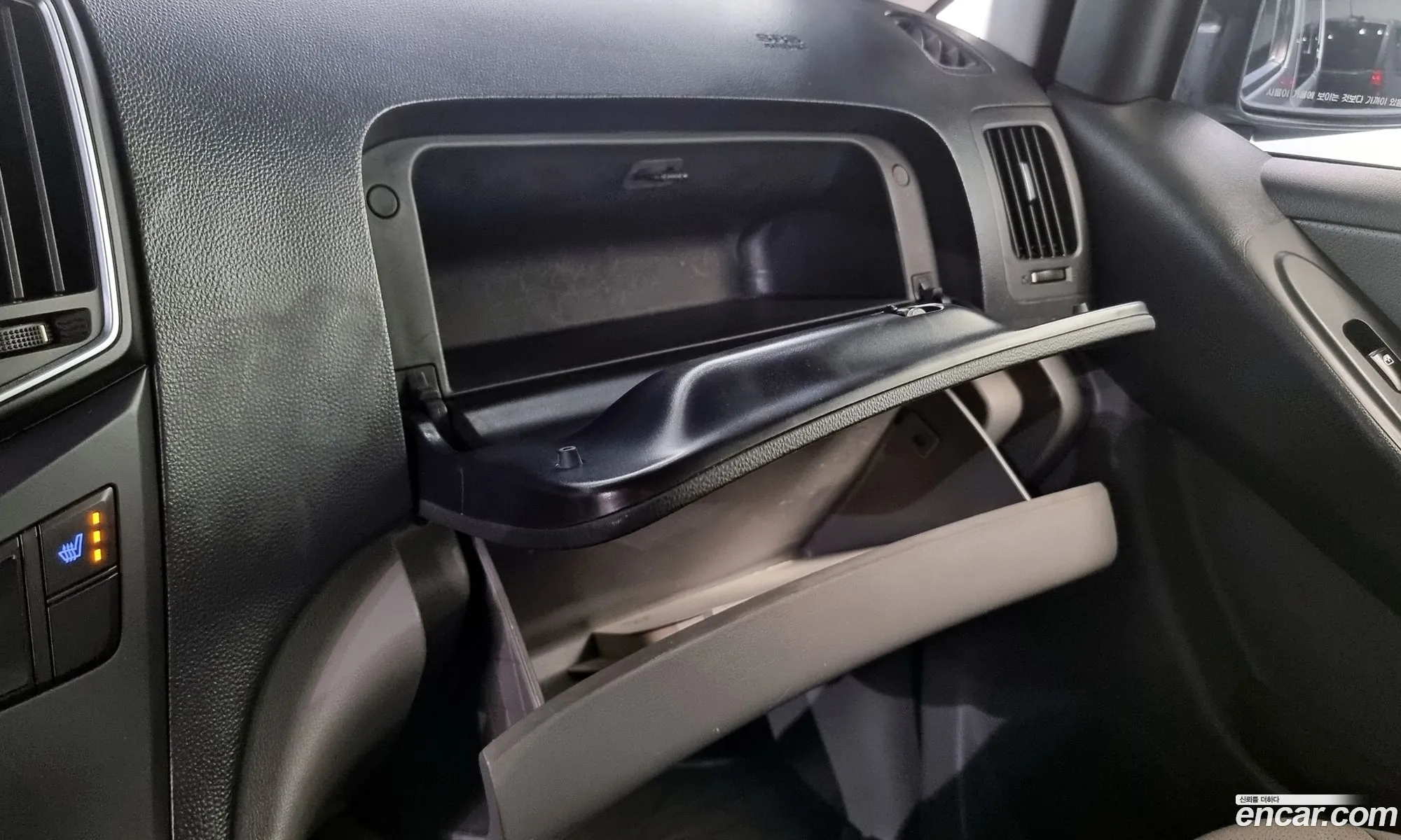Hyundai Grand Starex 2016 — 2
