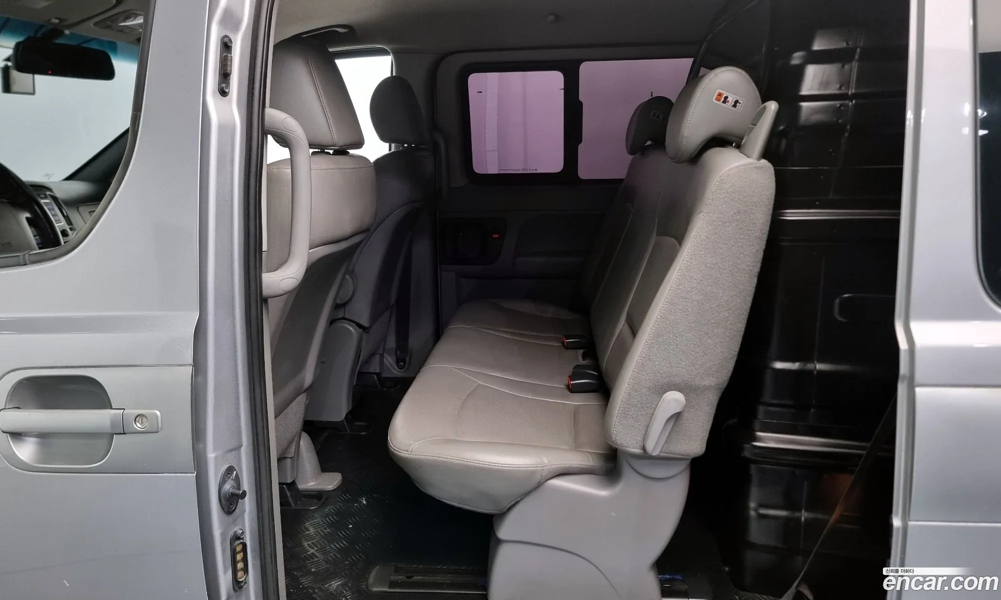 Hyundai Grand Starex 2016 — 13