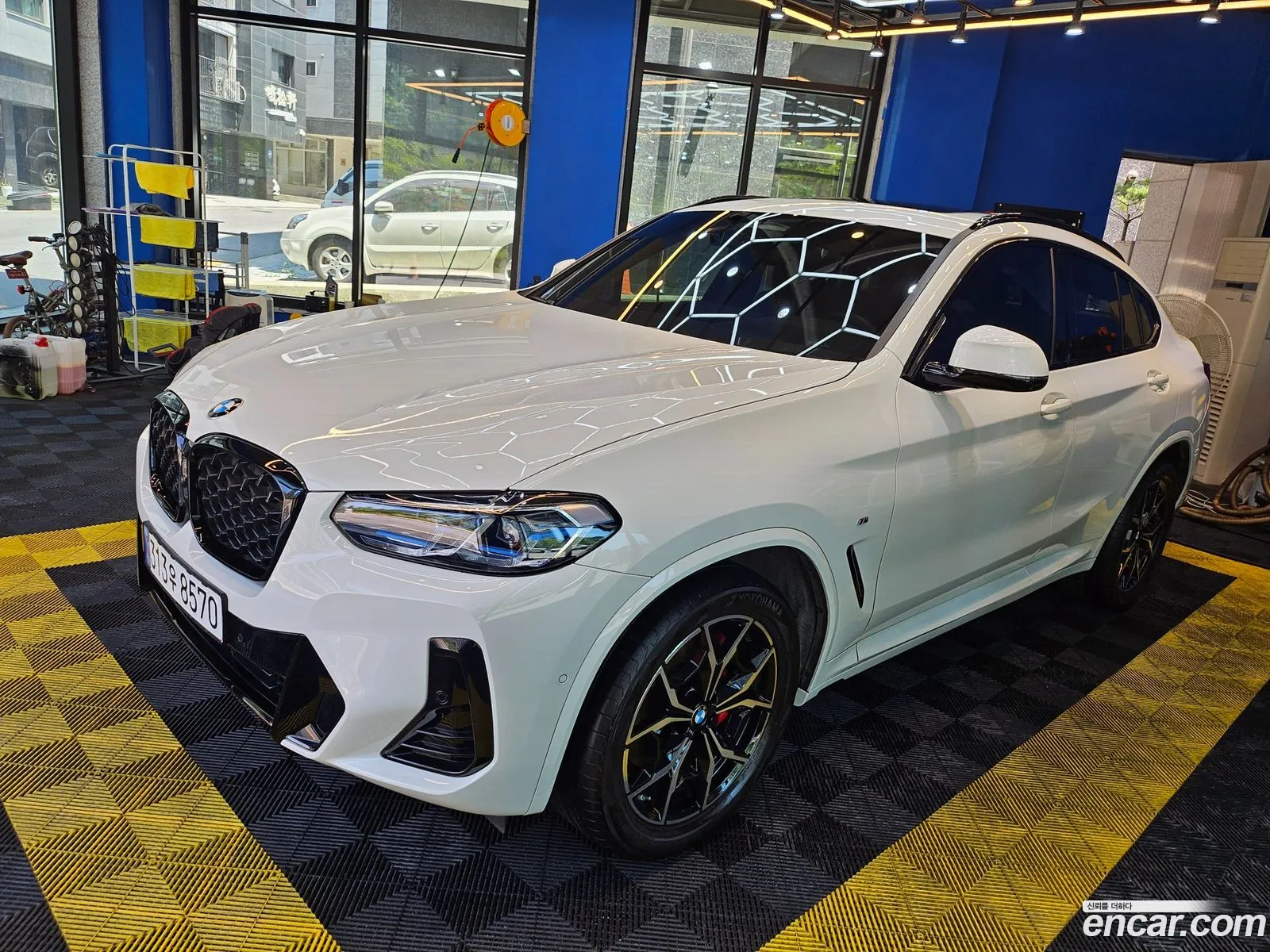 BMW X4 2023 — 16