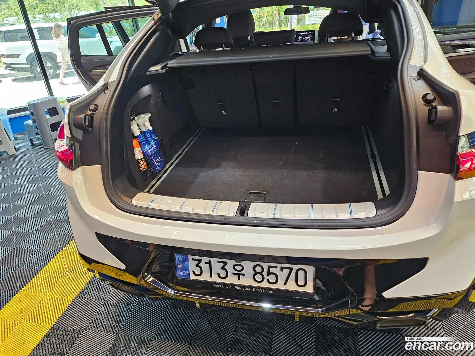 BMW X4 2023 — 2