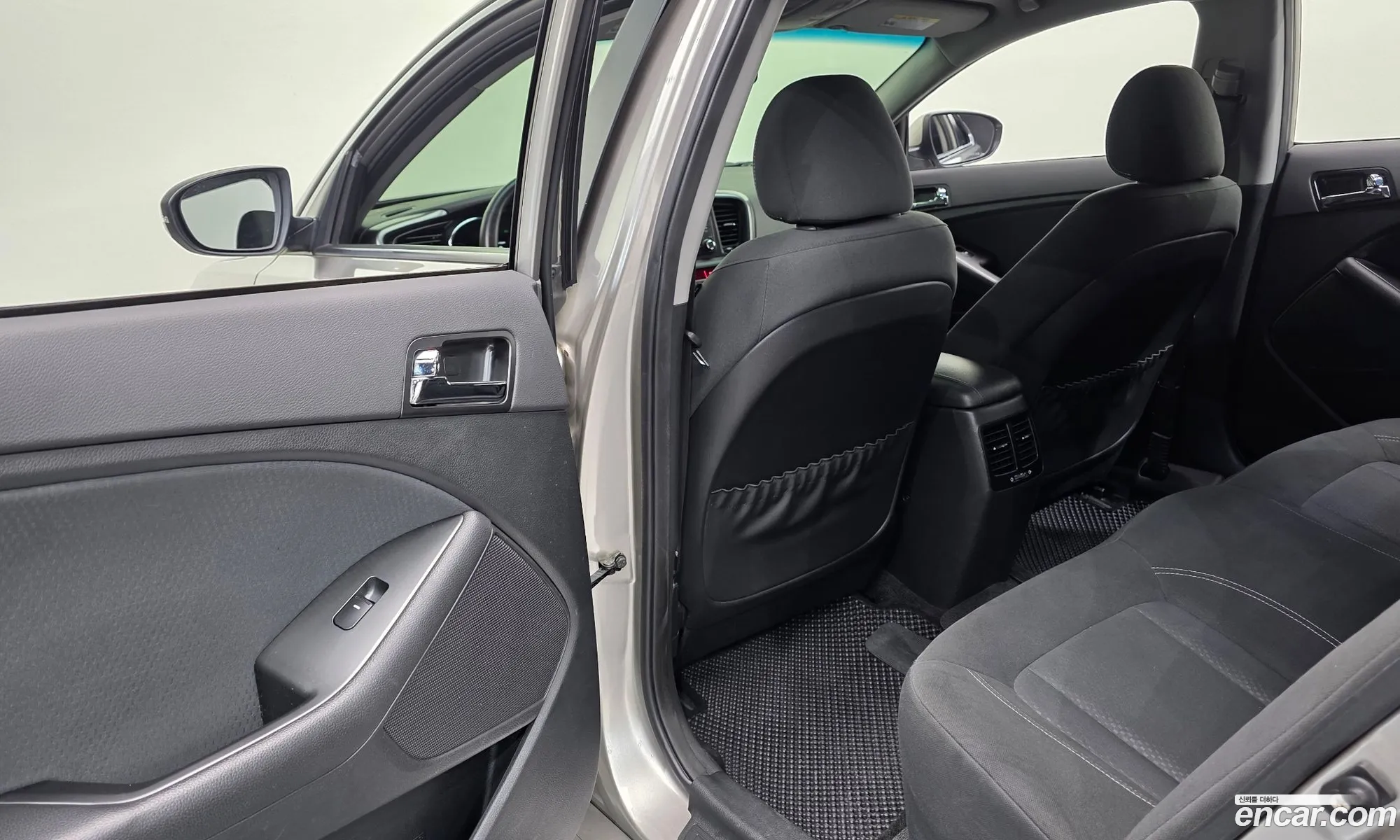 Kia K5 Hybrid 2012 — 9