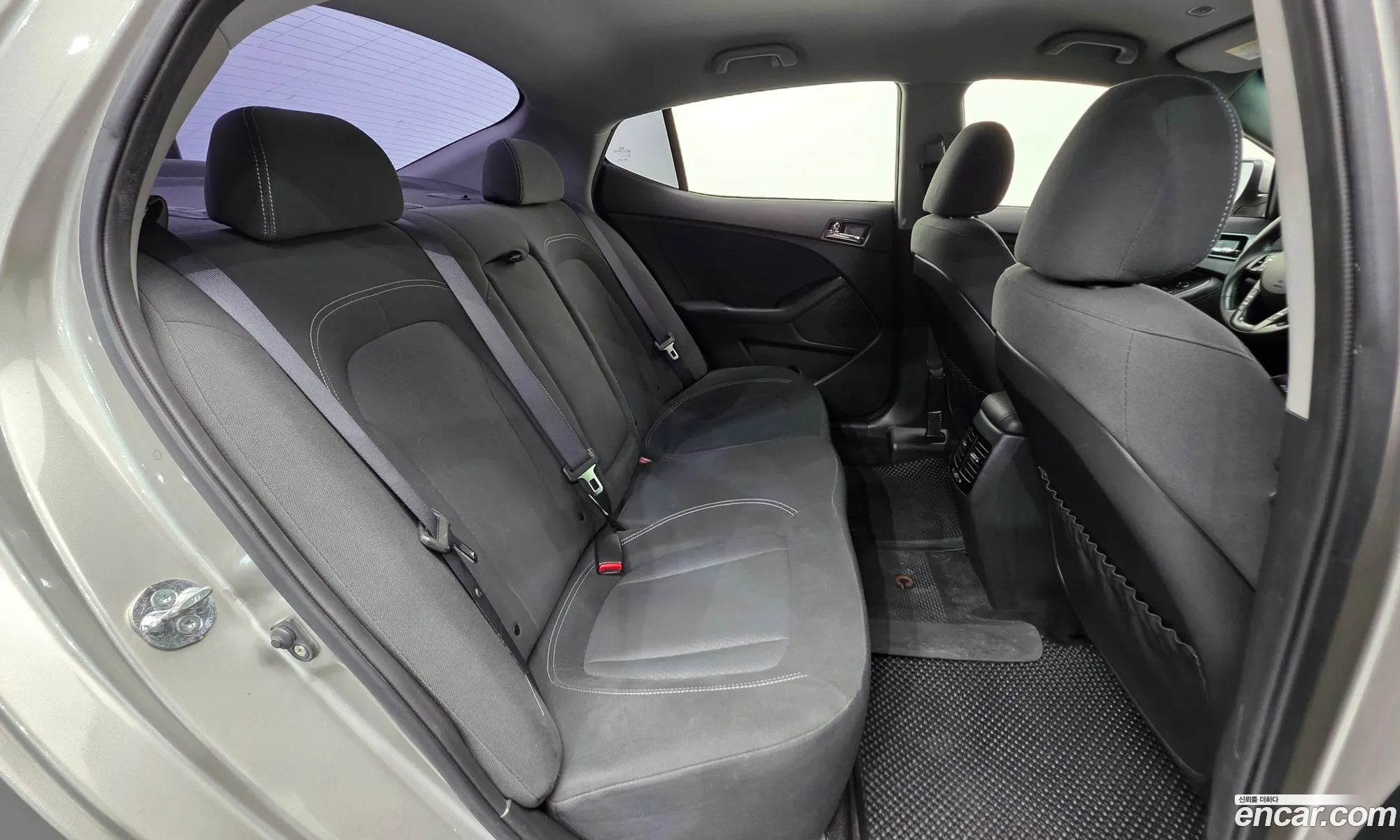 Kia K5 Hybrid 2012 — 19